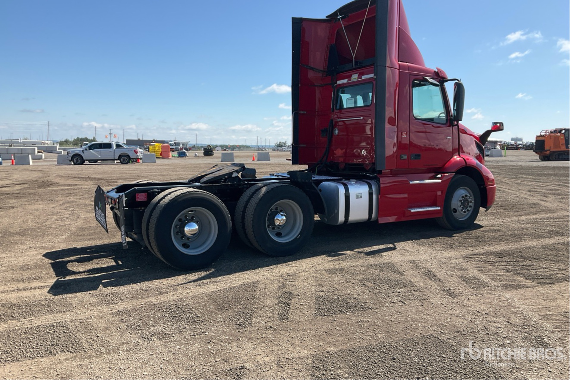 2020 Volvo VNR