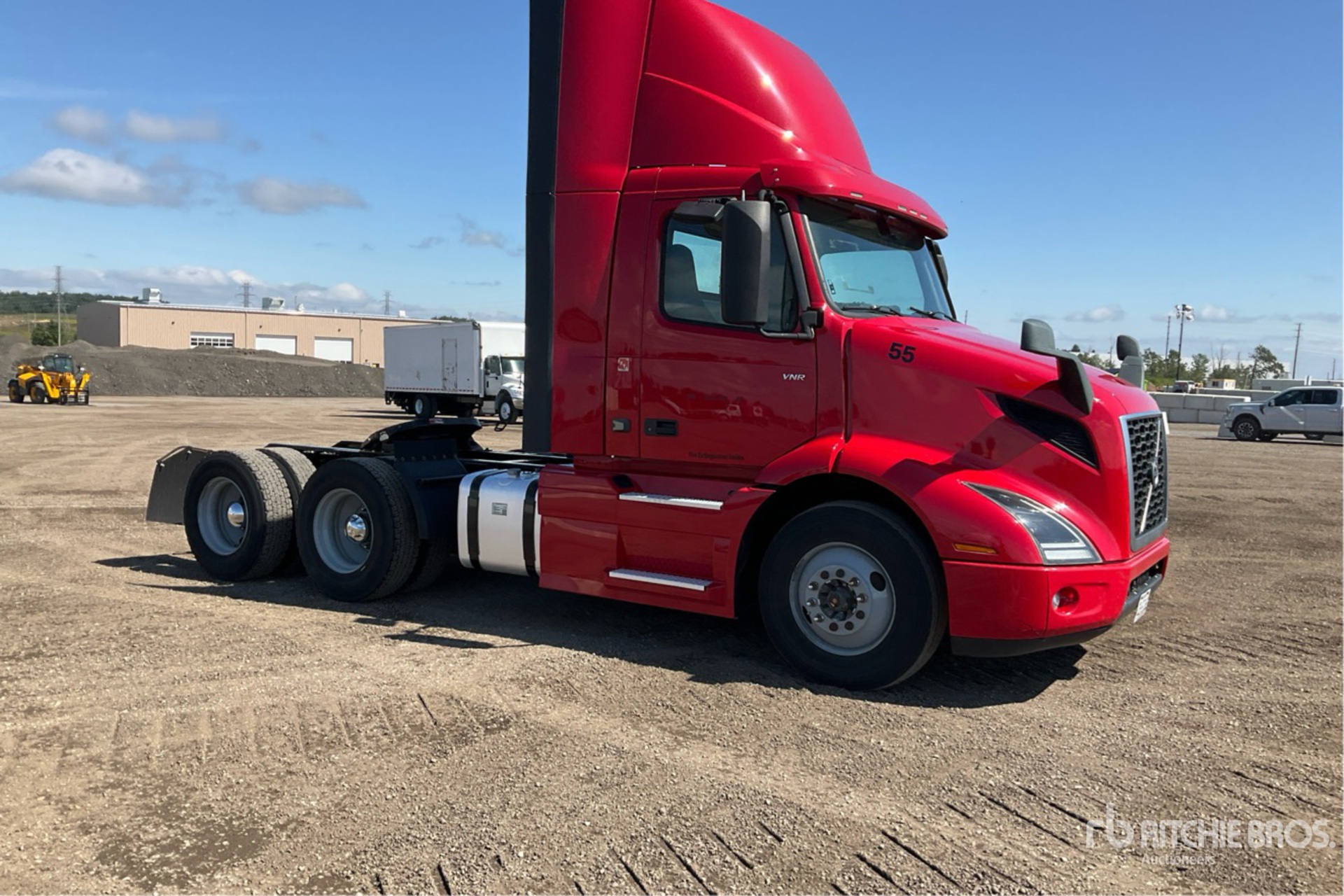 2020 Volvo VNR