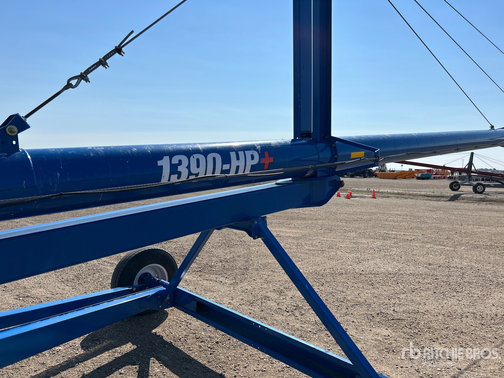 2020 Brandt 1390