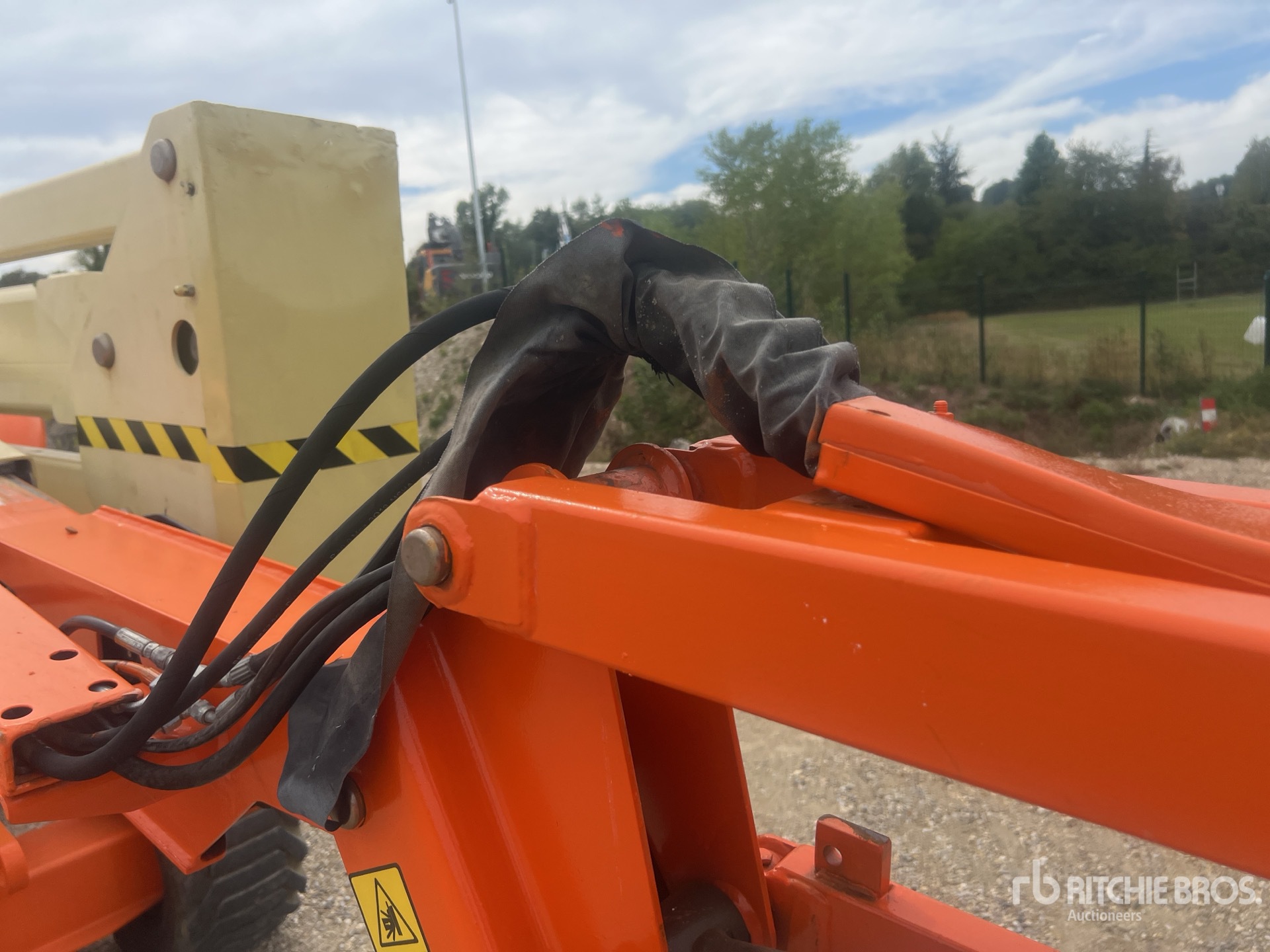 2011 JLG 450AJ SERIES II
