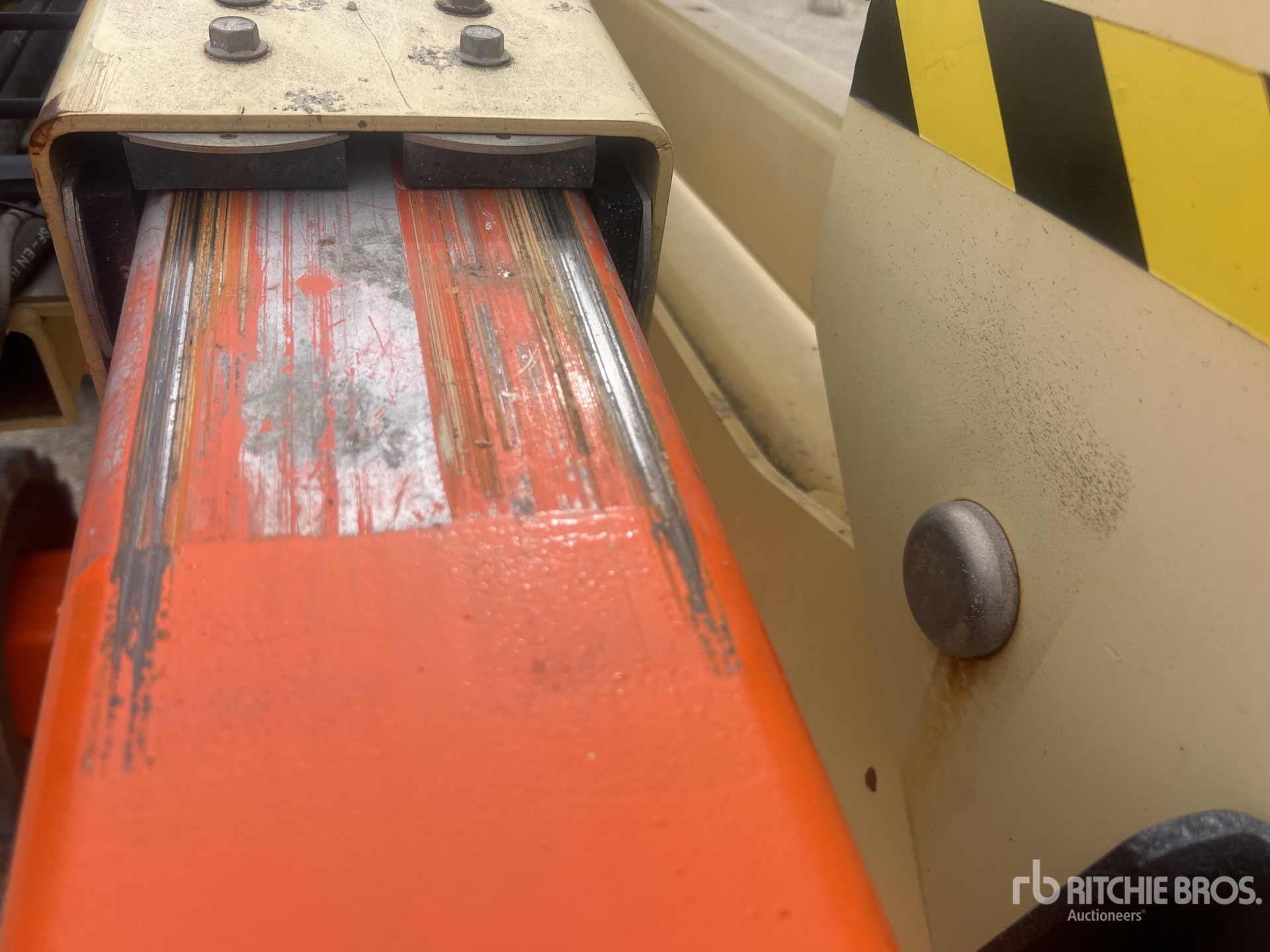 2011 JLG 450AJ SERIES II