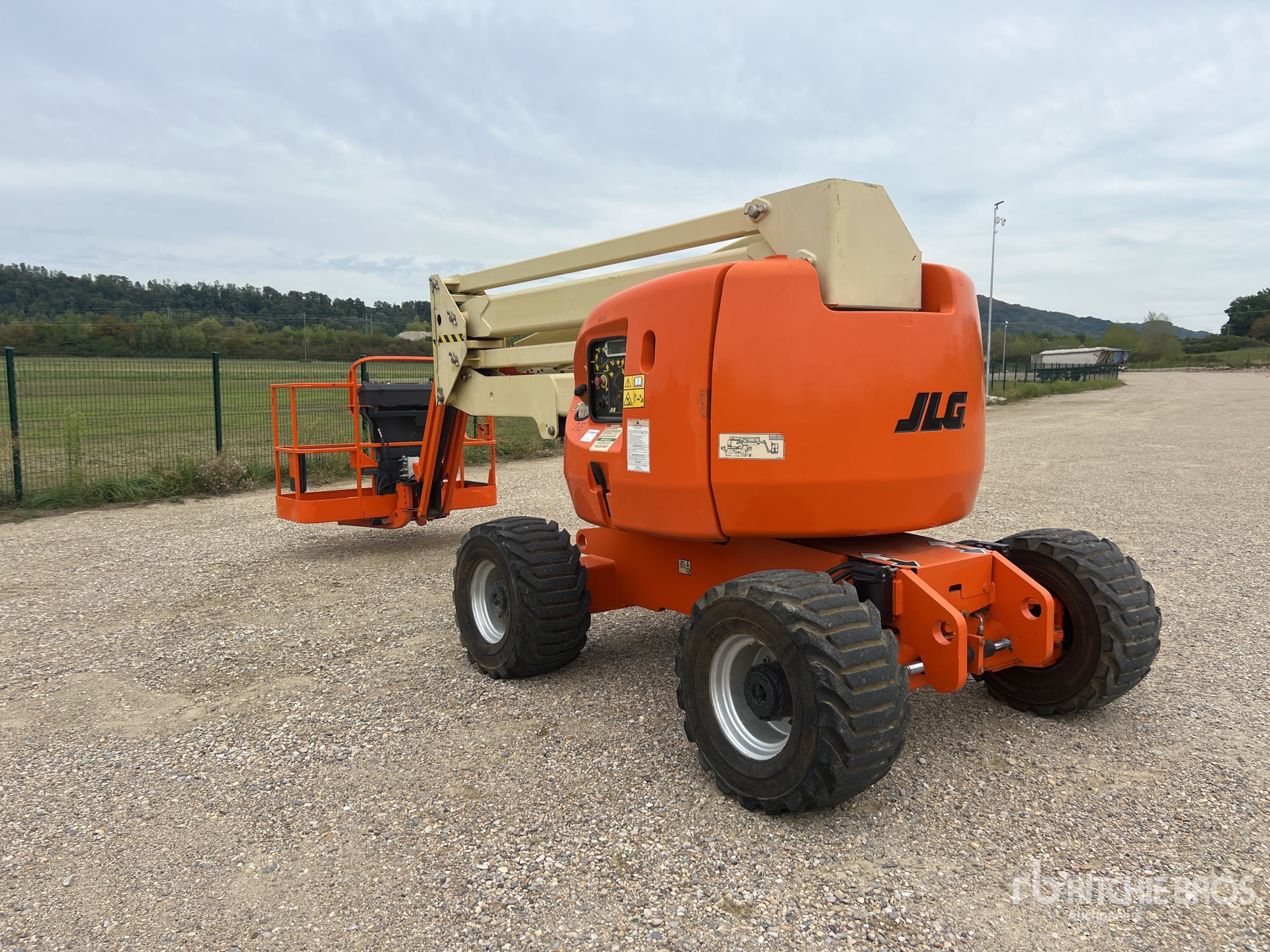 2011 JLG 450AJ SERIES II
