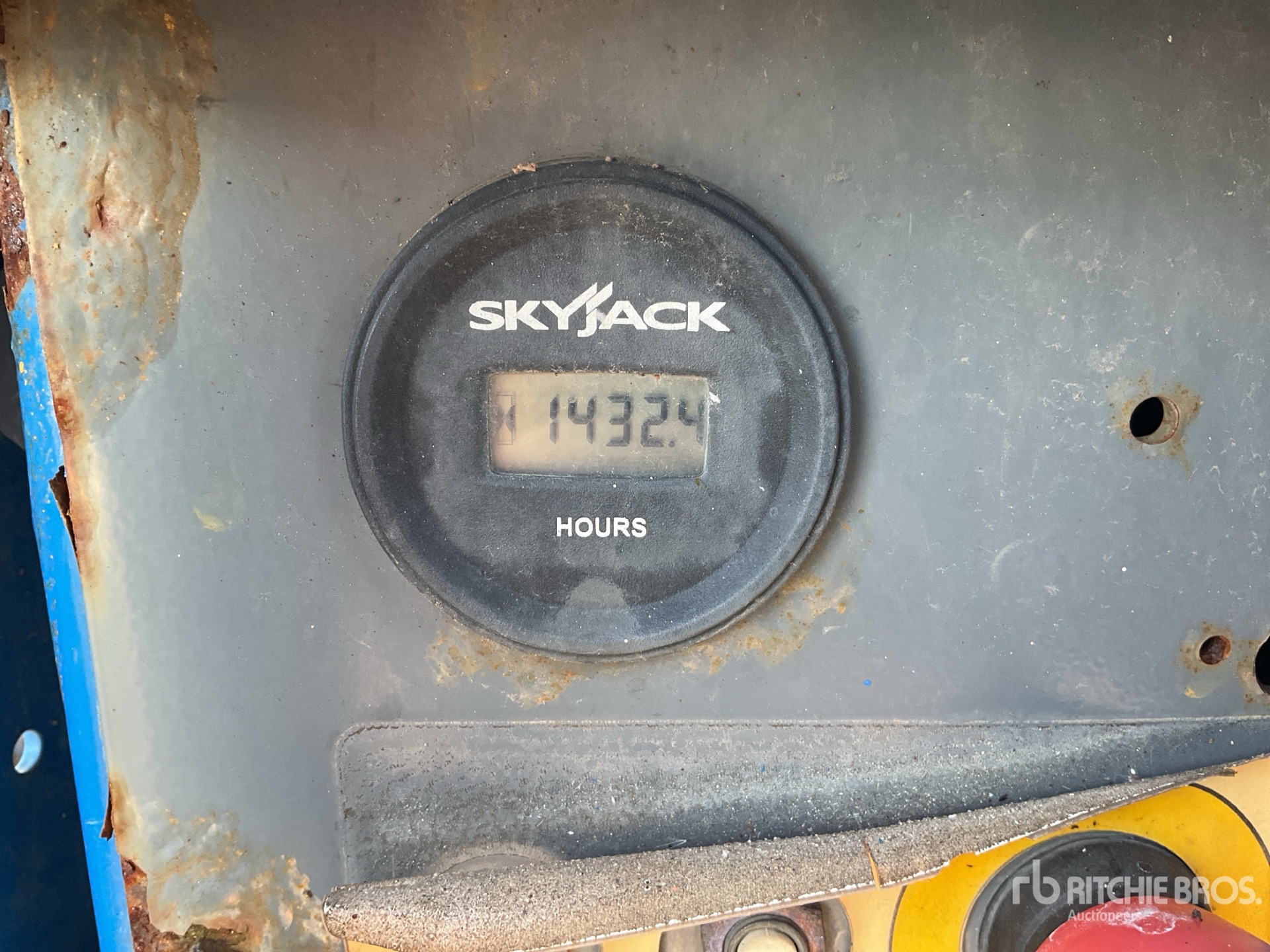 2017 Skyjack 6832D
