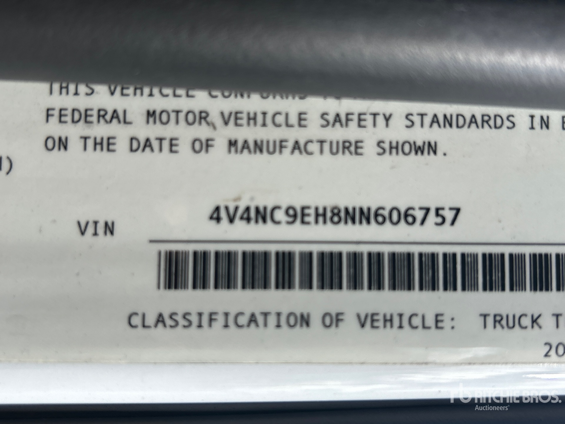 2022 Volvo VNL760