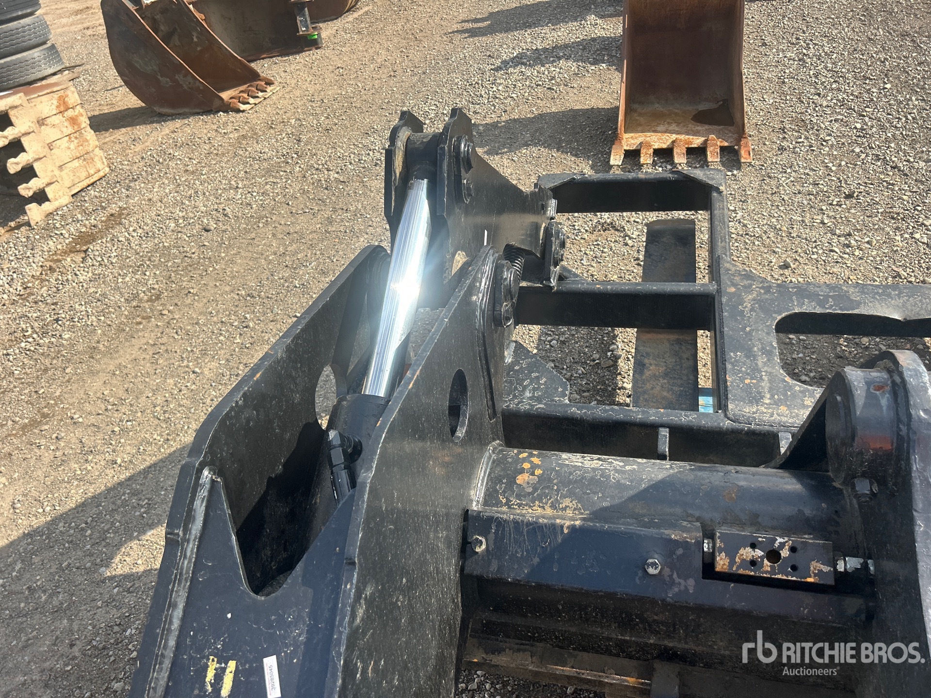 Wabash 48 IN PIPE GRAPPLE