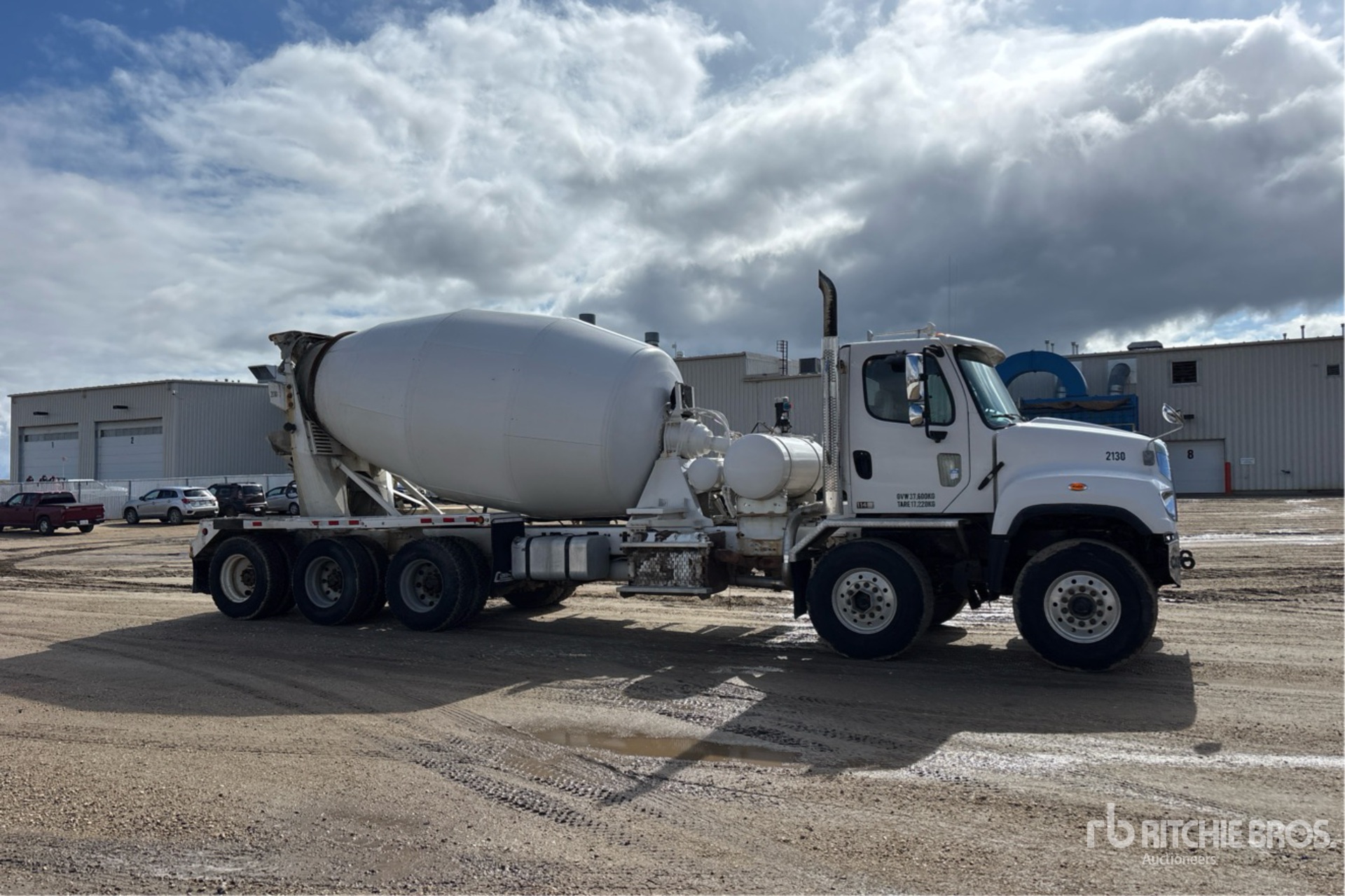 2012 Freightliner 114 SD