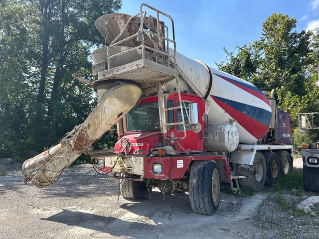 2007 Terex 8x4 Mixer Truck 2007 Terex 8x4 Mixer Truck