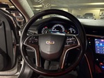 Interior with Controles de la dirección