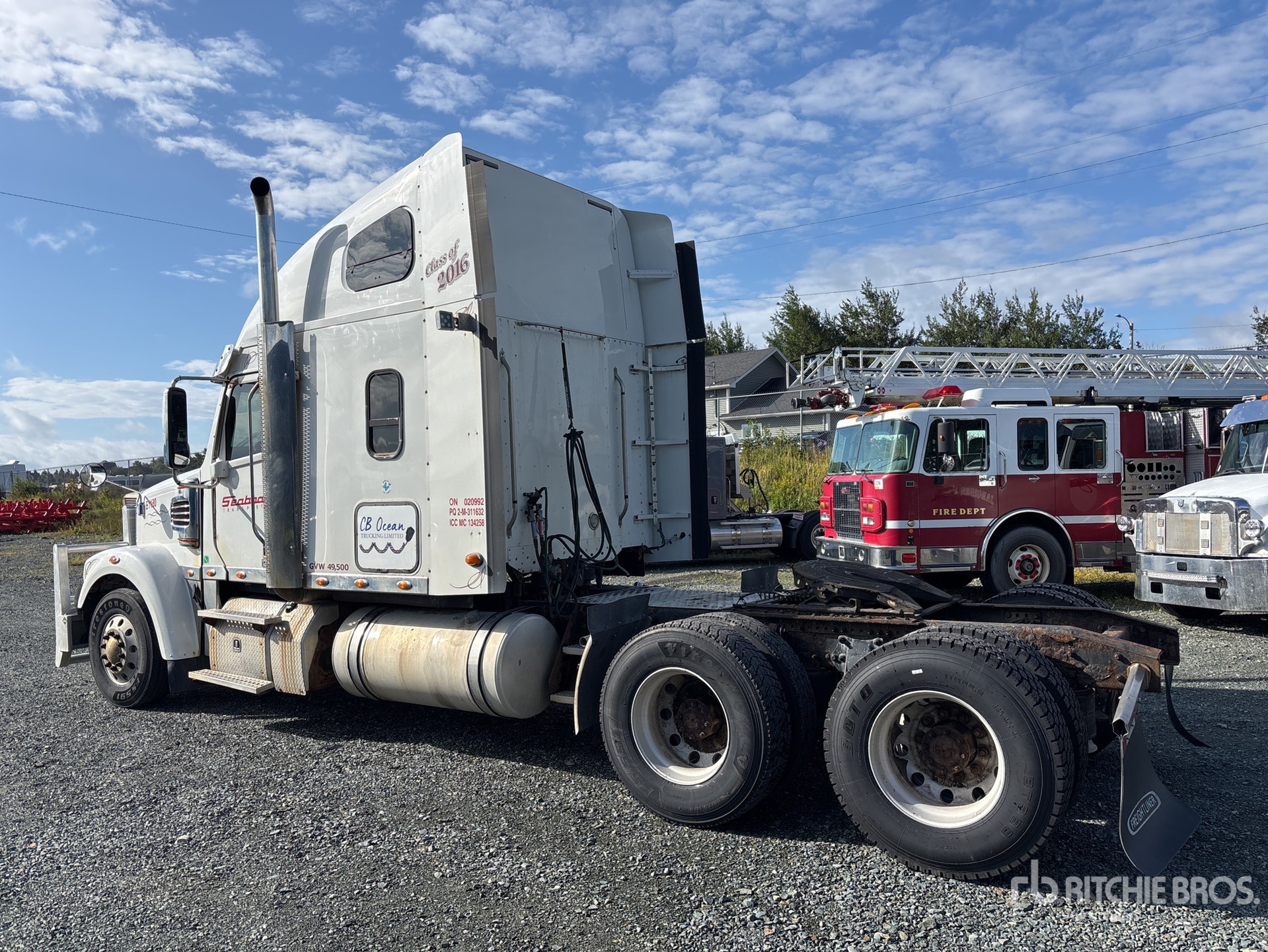 2016 Freightliner Coronado 122