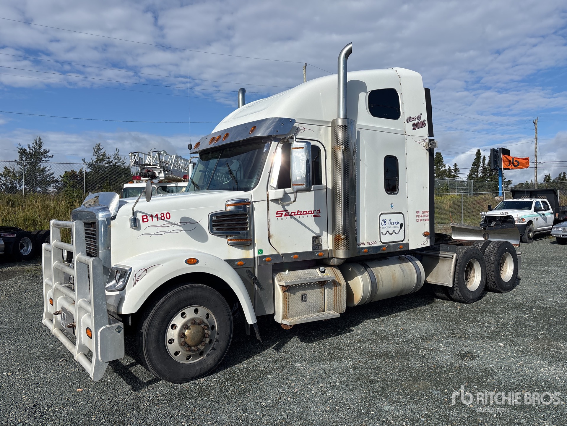 2016 Freightliner Coronado 122