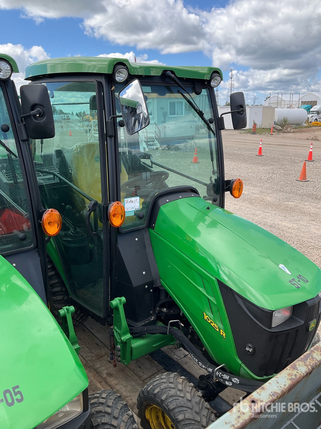 2021 John Deere 1025R