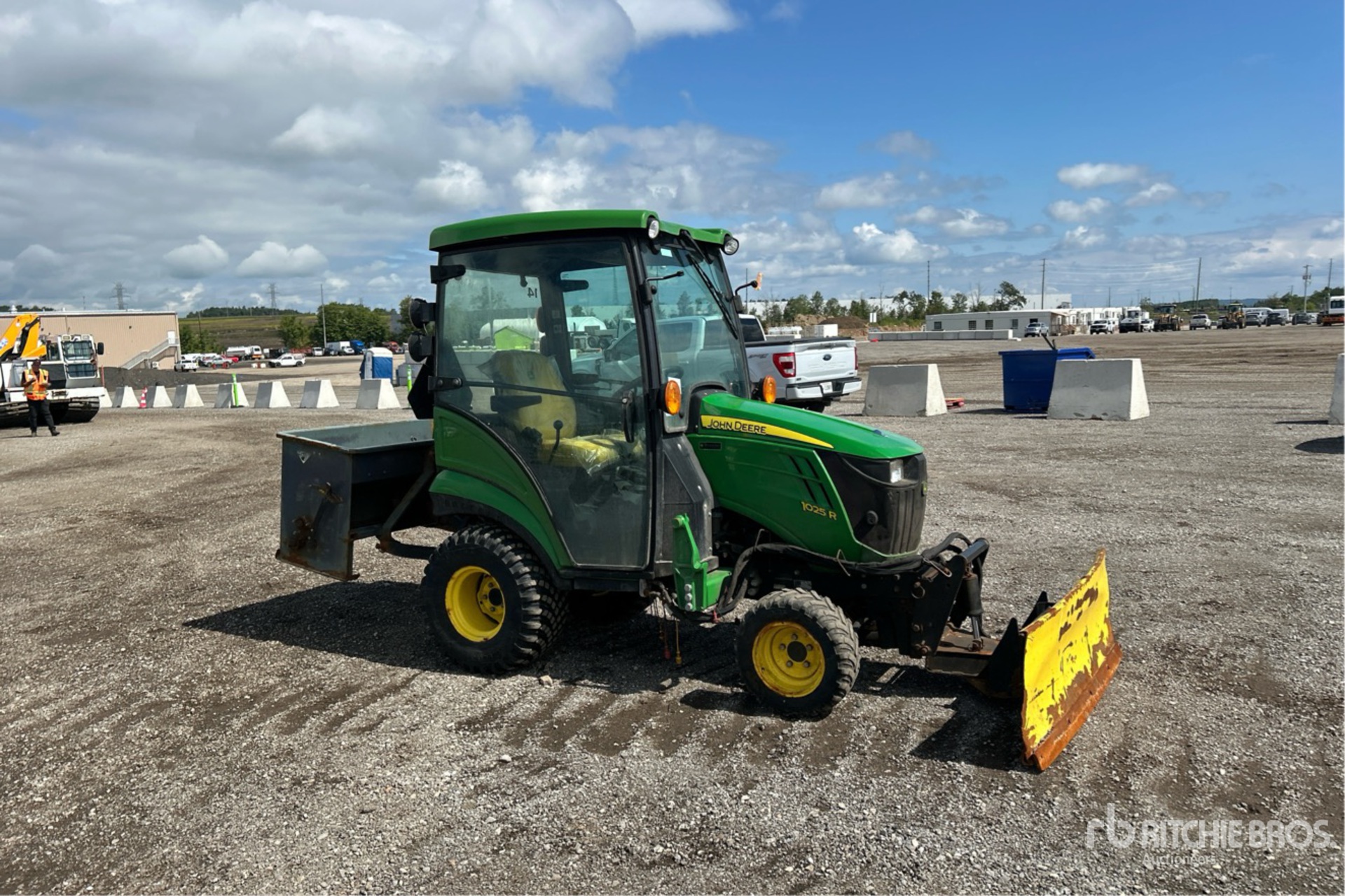 2021 John Deere 1025R