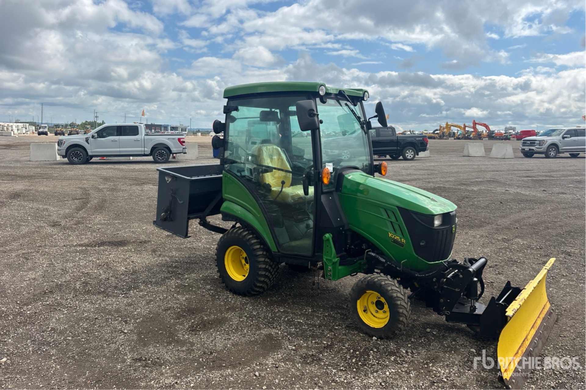 2021 John Deere 1025R