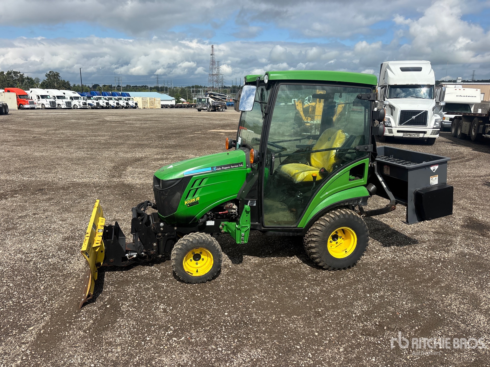 Photo of 2021 John Deere 1025R