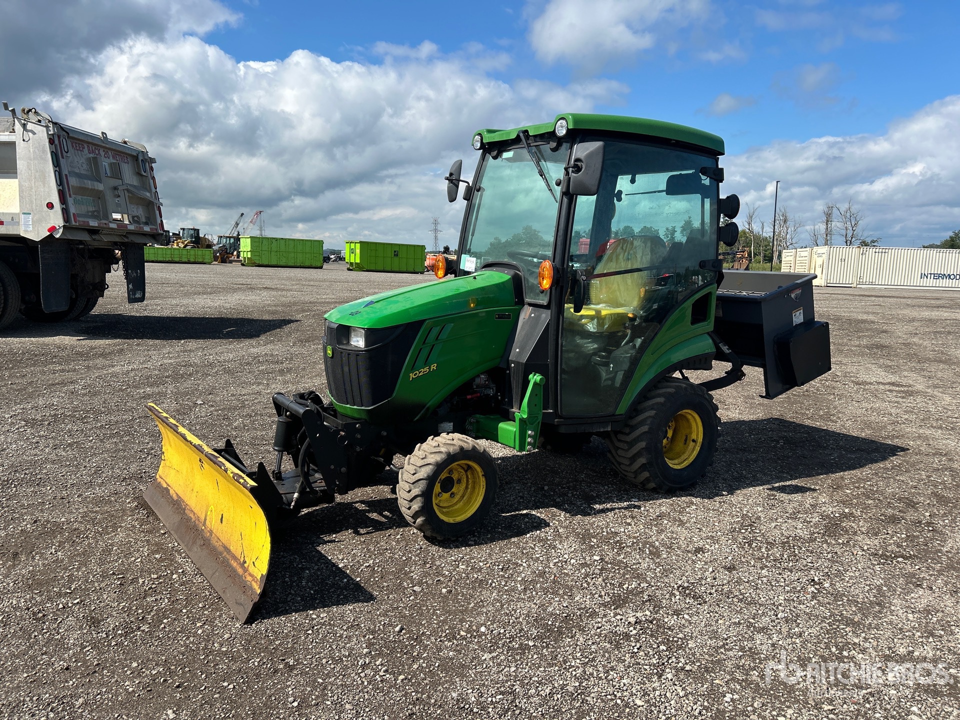 Photo of 2021 John Deere 1025R