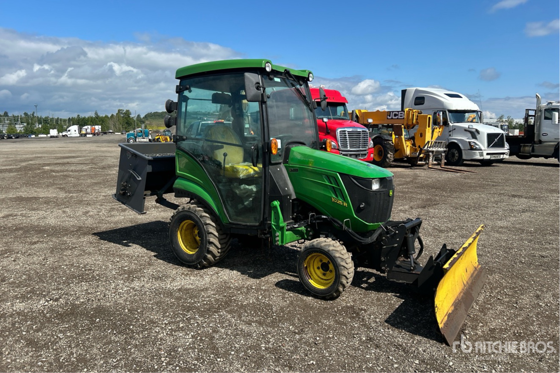2021 John Deere 1025R