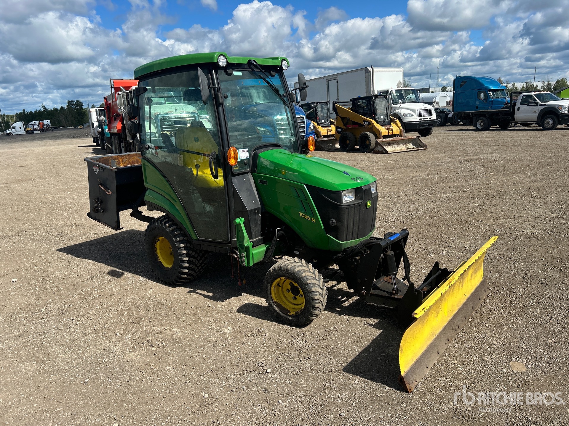 2021 John Deere 1025R