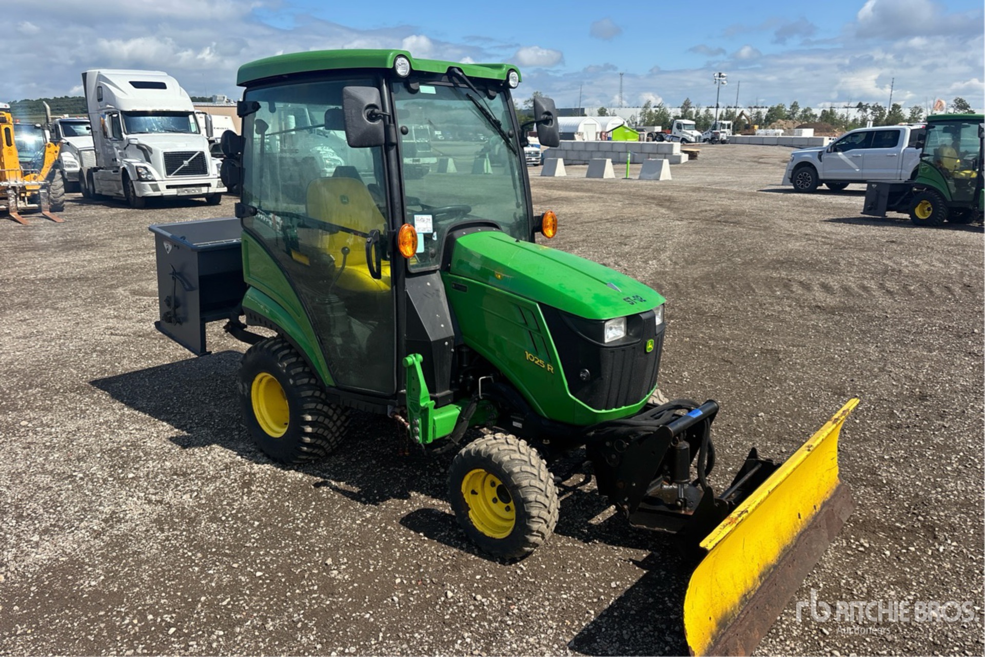 2021 John Deere 1025R