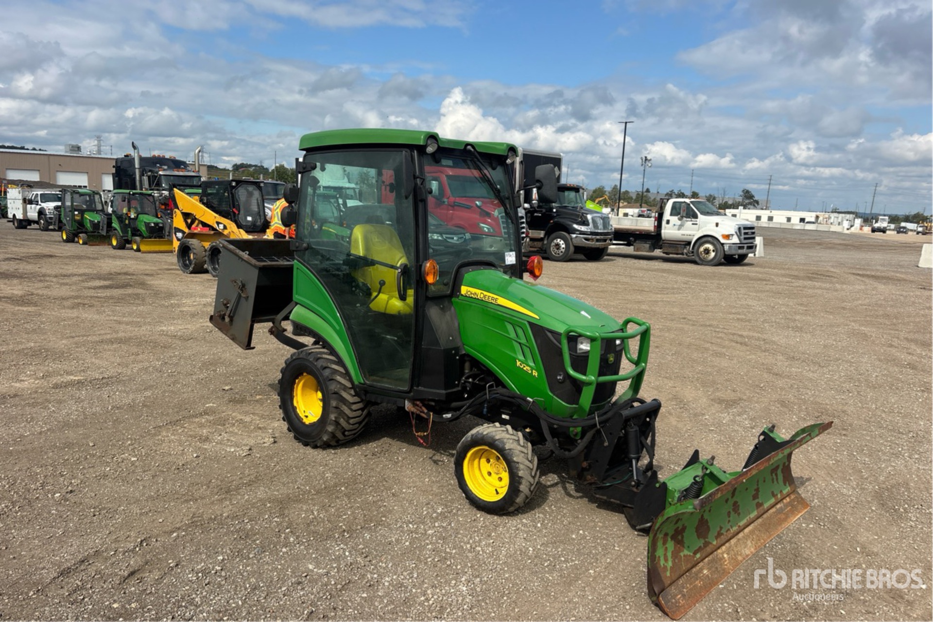 2019 John Deere 1025R