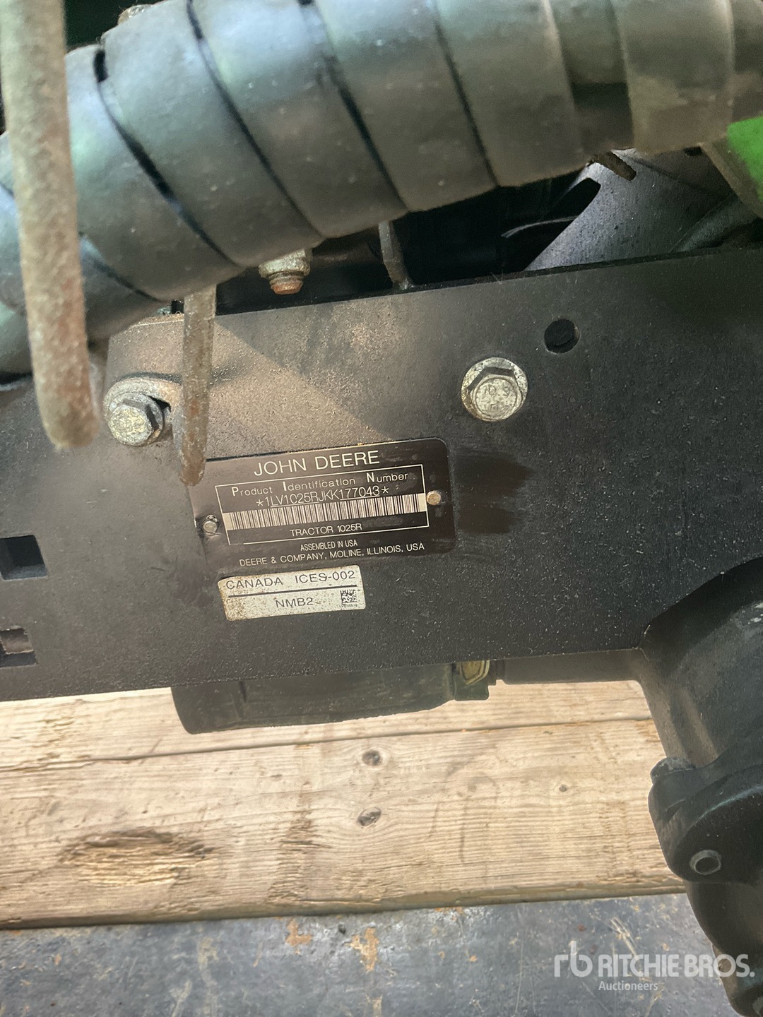 Photo of 2019 John Deere 1025R