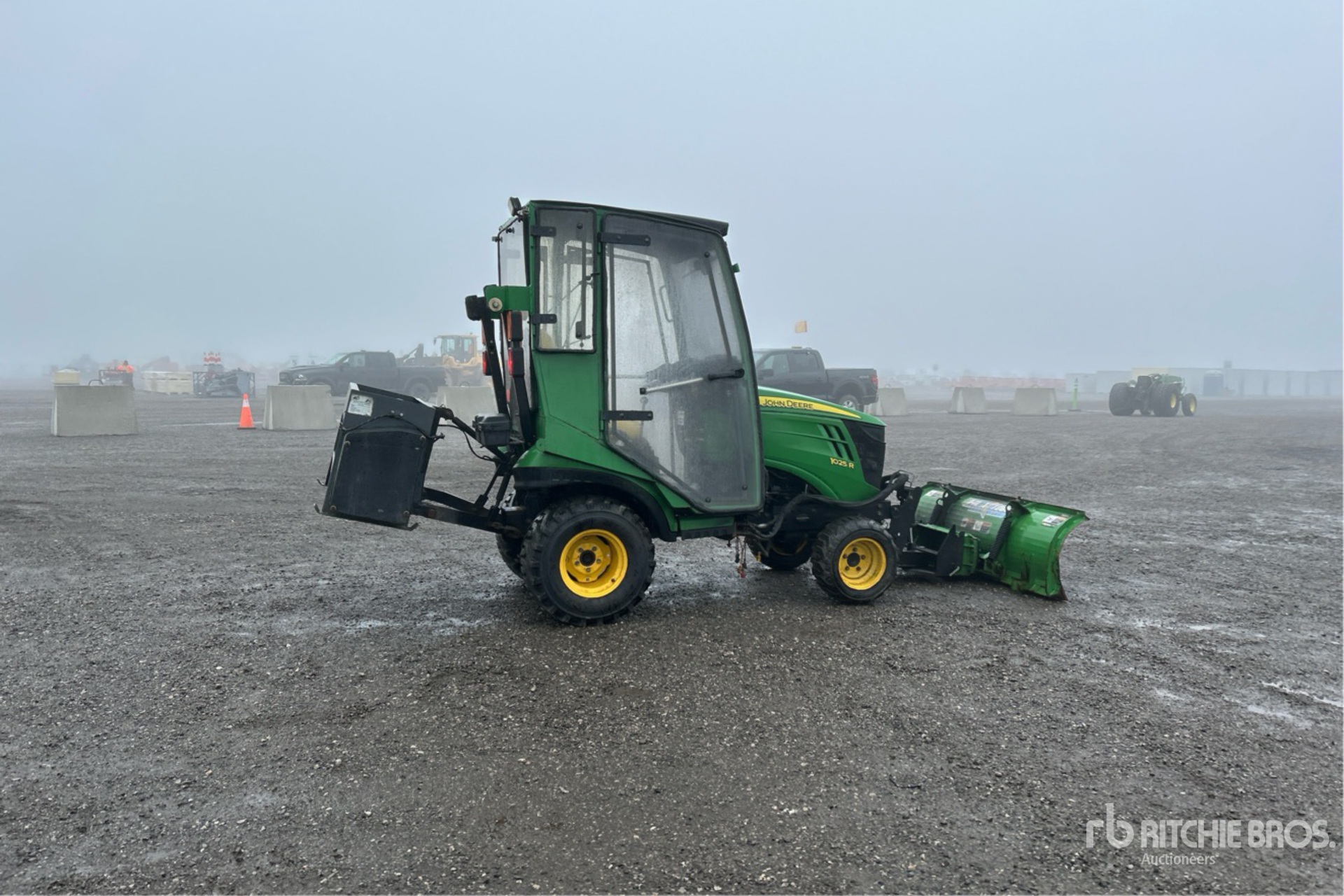 2018 John Deere 1025R