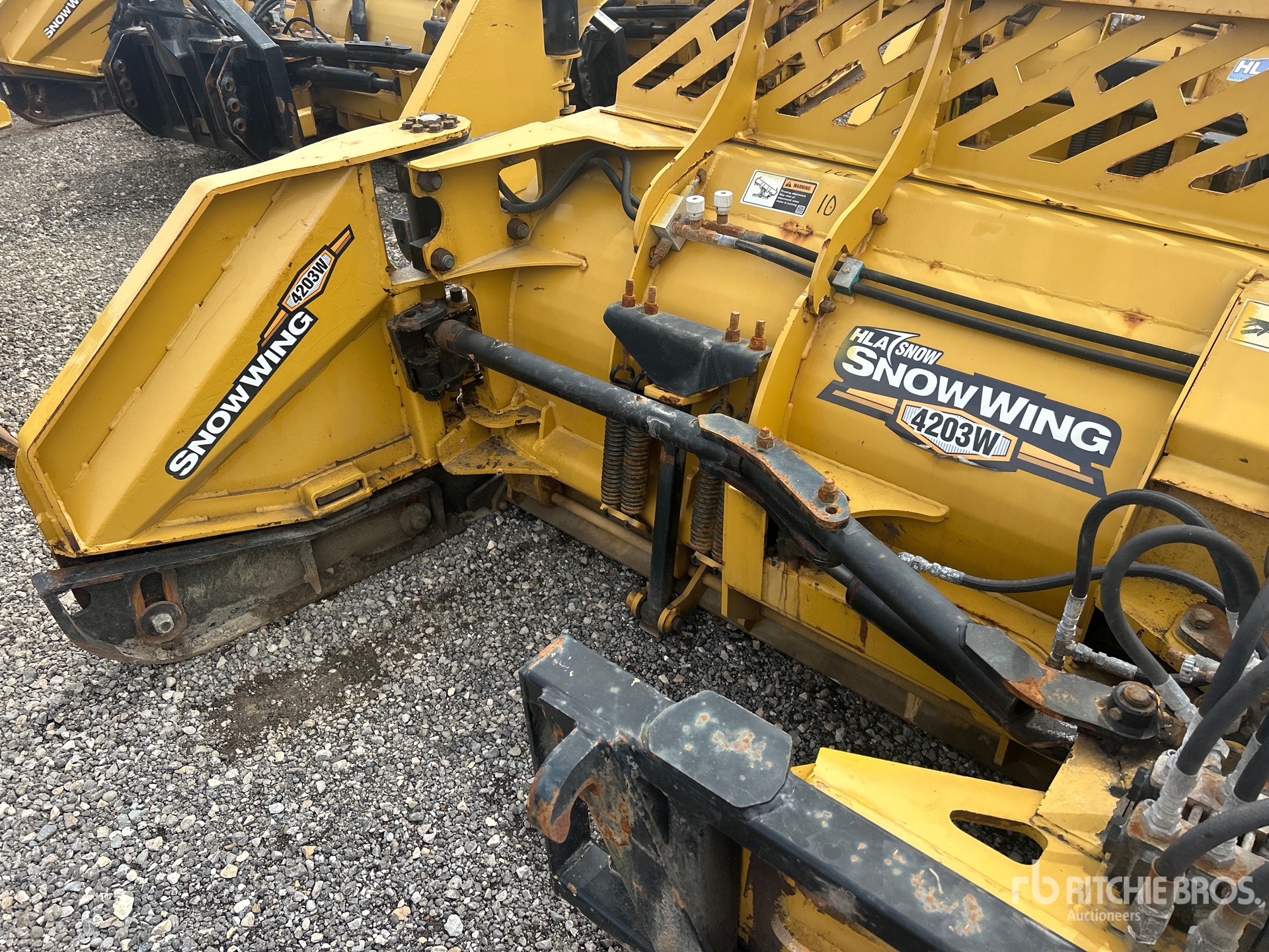 2019 Hla Snow 4200 SERIES