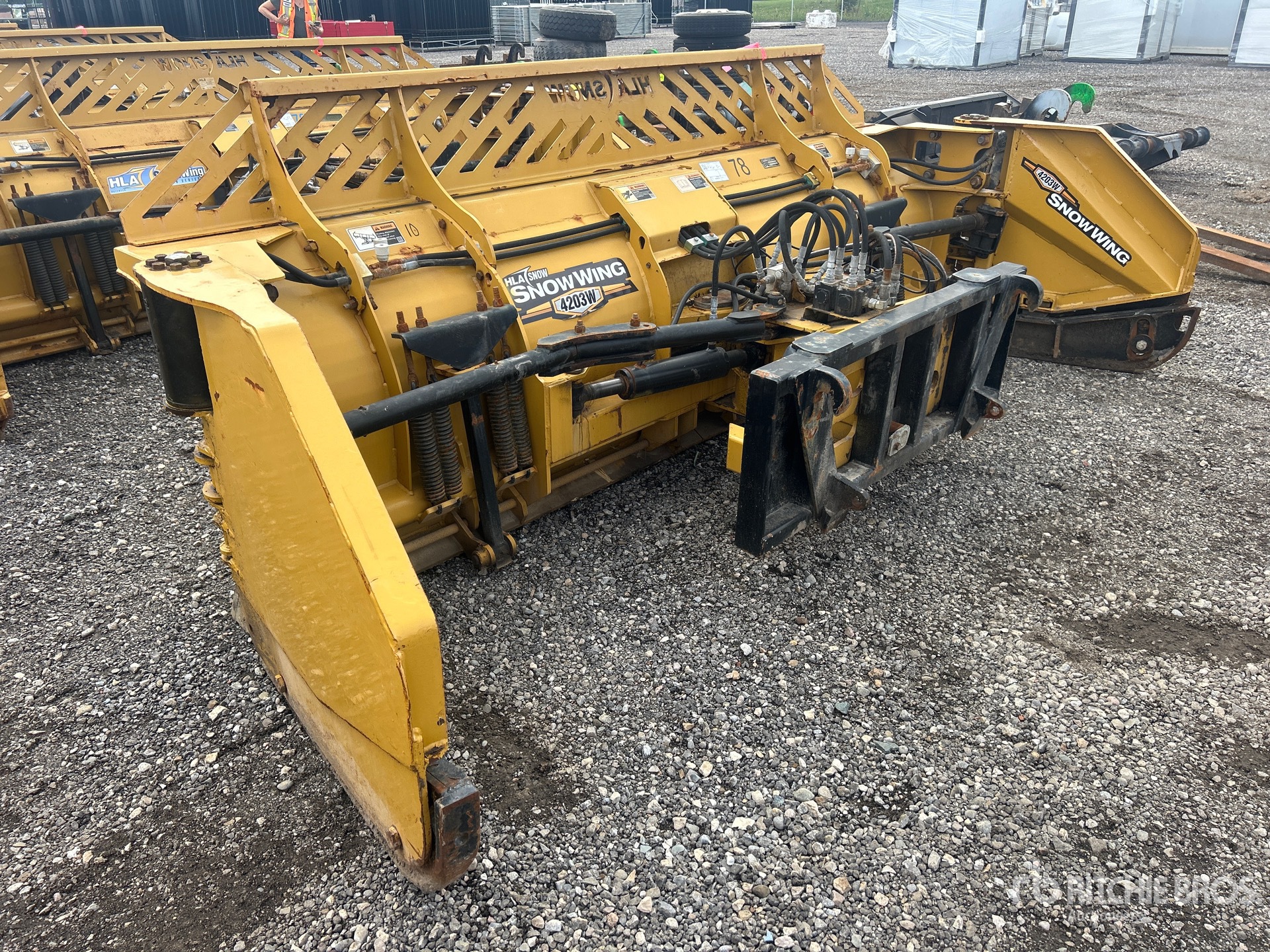 2019 Hla Snow 4200 SERIES