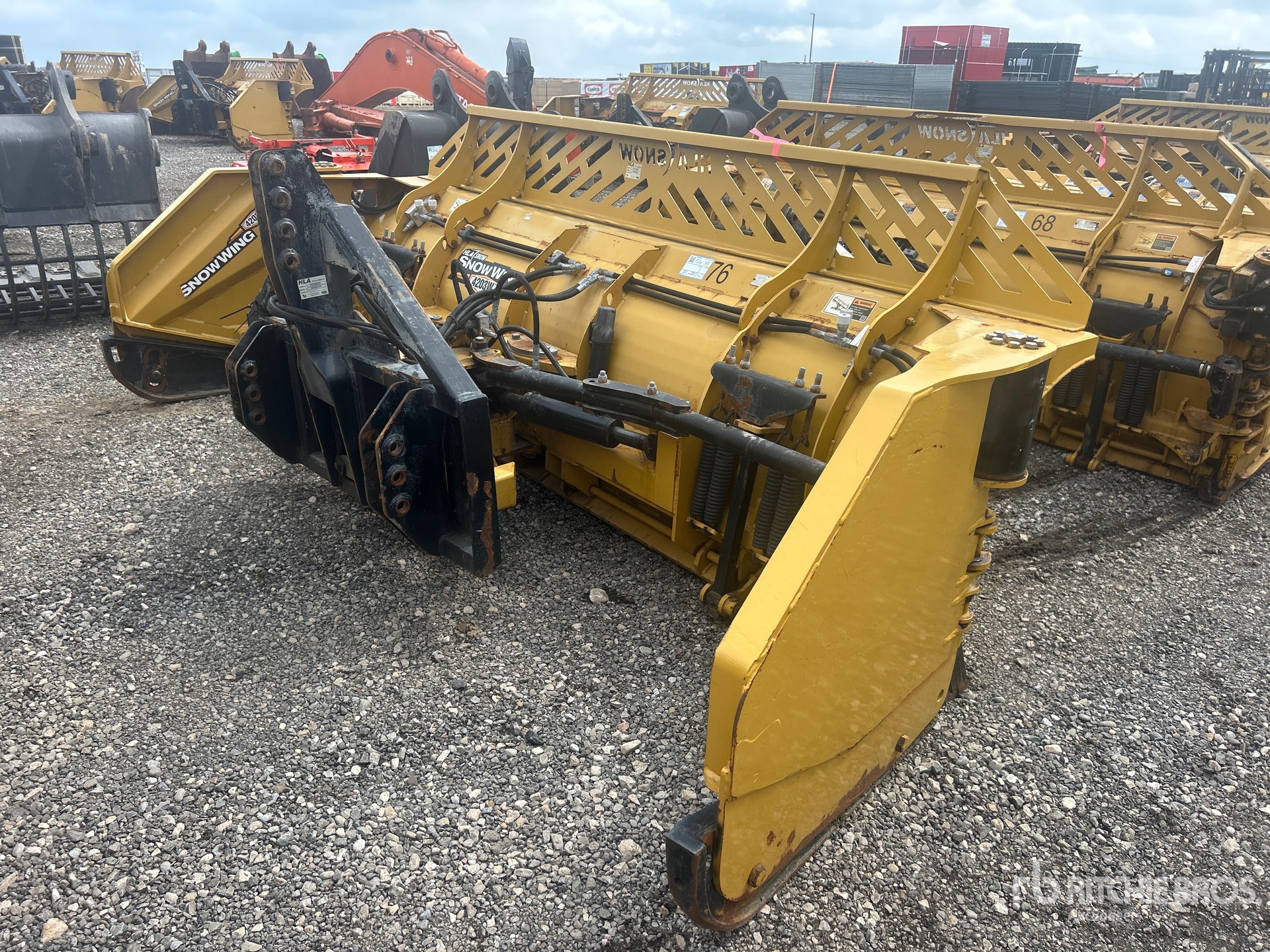 2019 Hla Snow 4200 SERIES