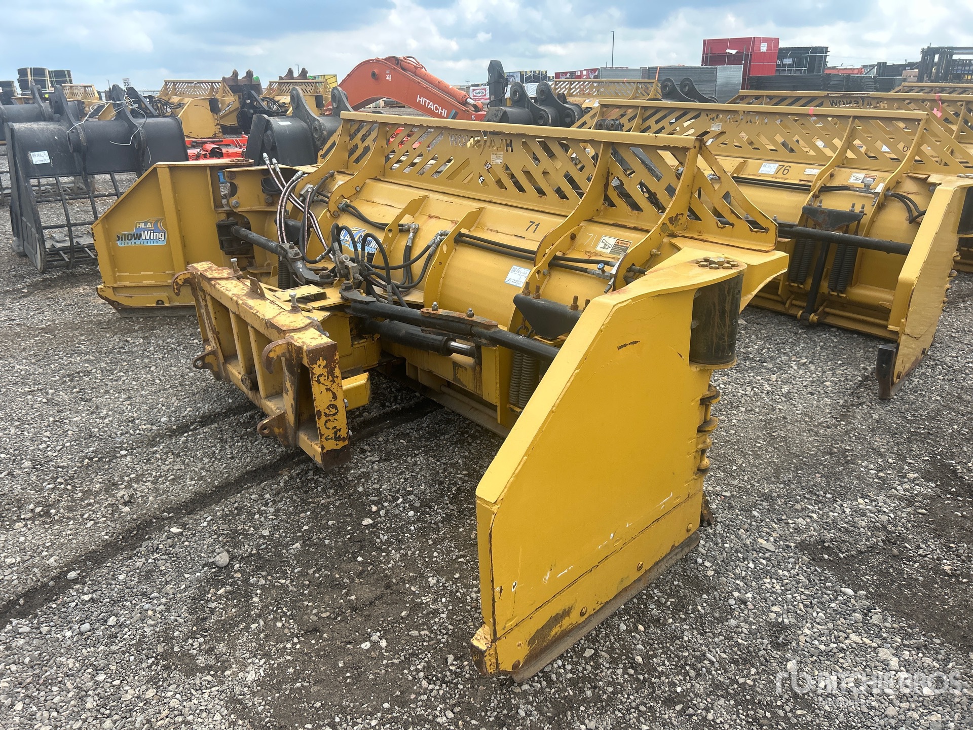 2016 Hla Snow 4200 SERIES