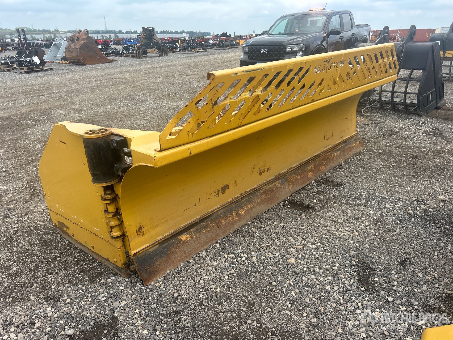 2016 Hla Snow 4200 SERIES