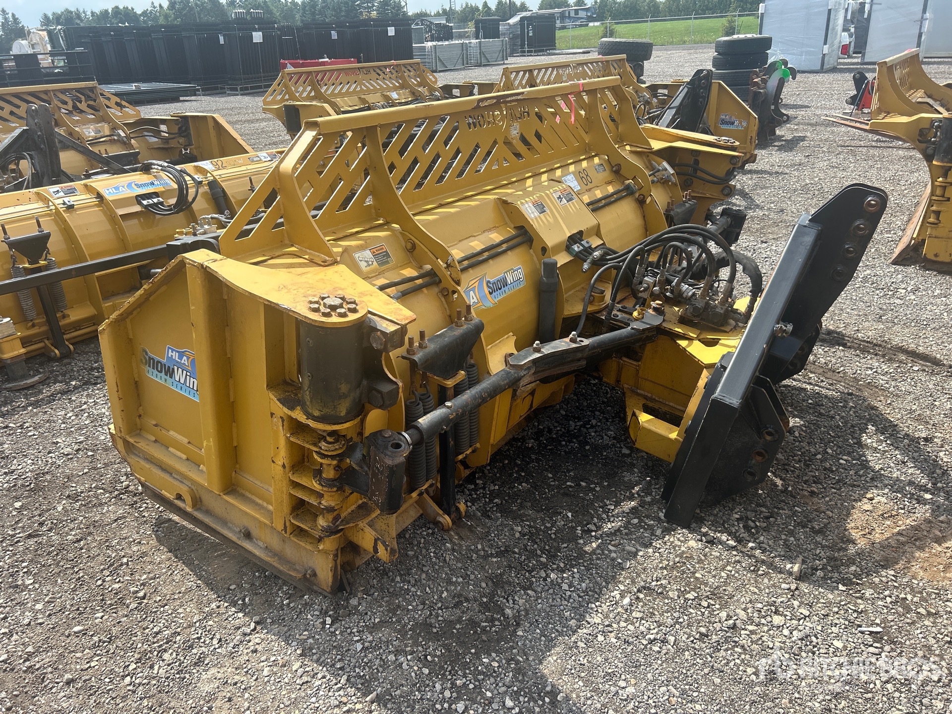 2016 Hla Snow 4200 SERIES