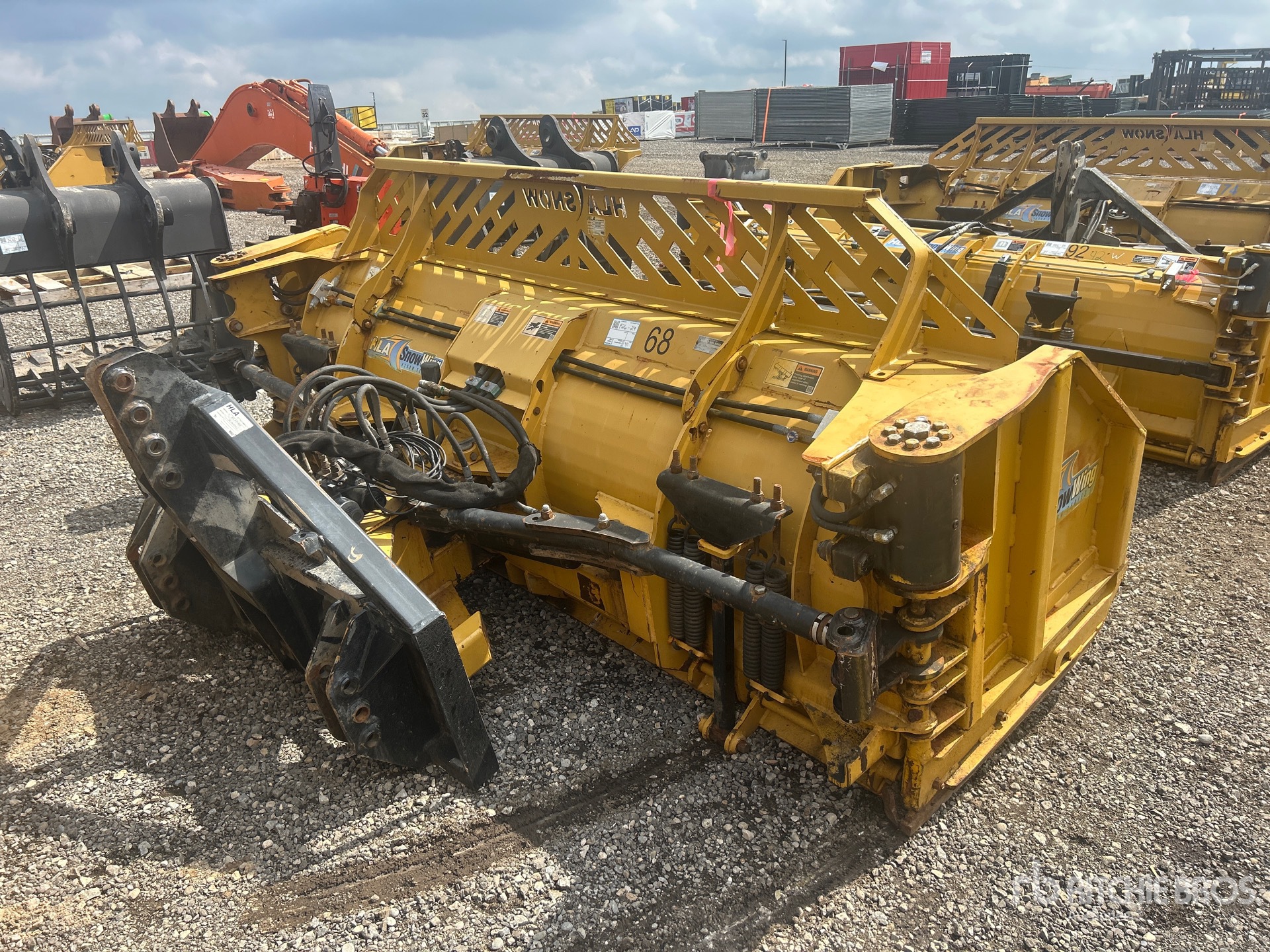 2016 Hla Snow 4200 SERIES