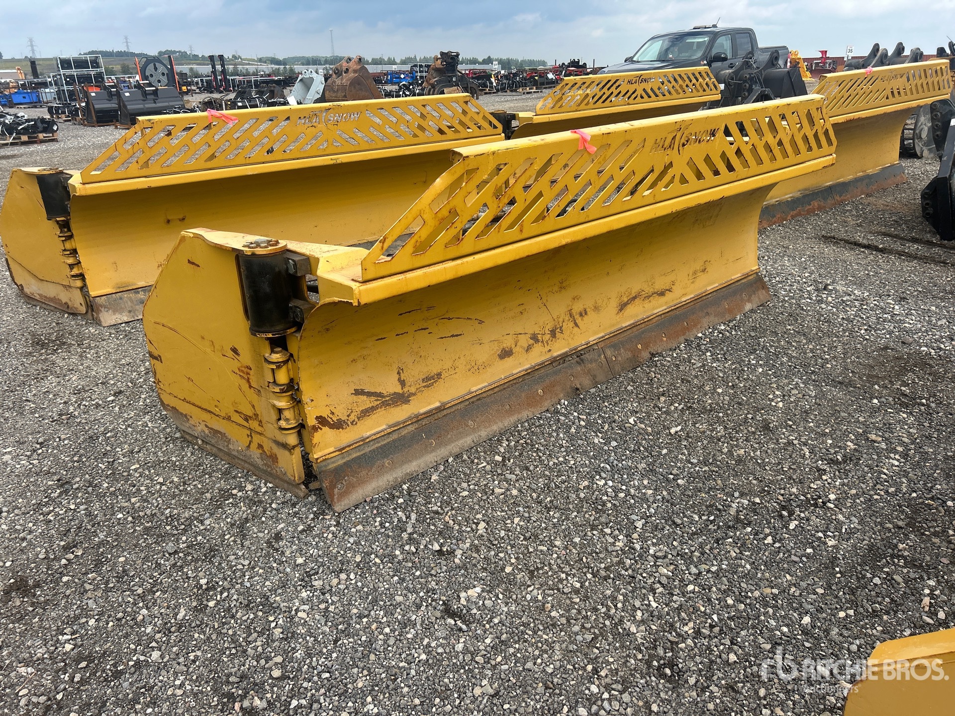 2016 Hla Snow 4200 SERIES