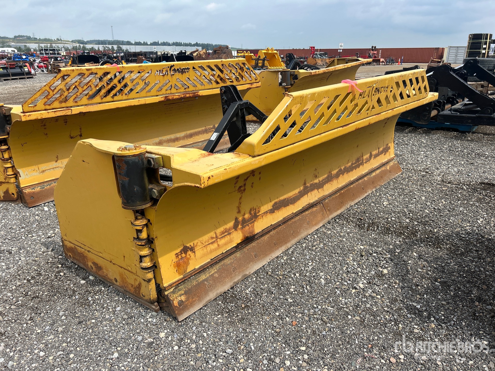 2014 Hla Snow 4200 SERIES