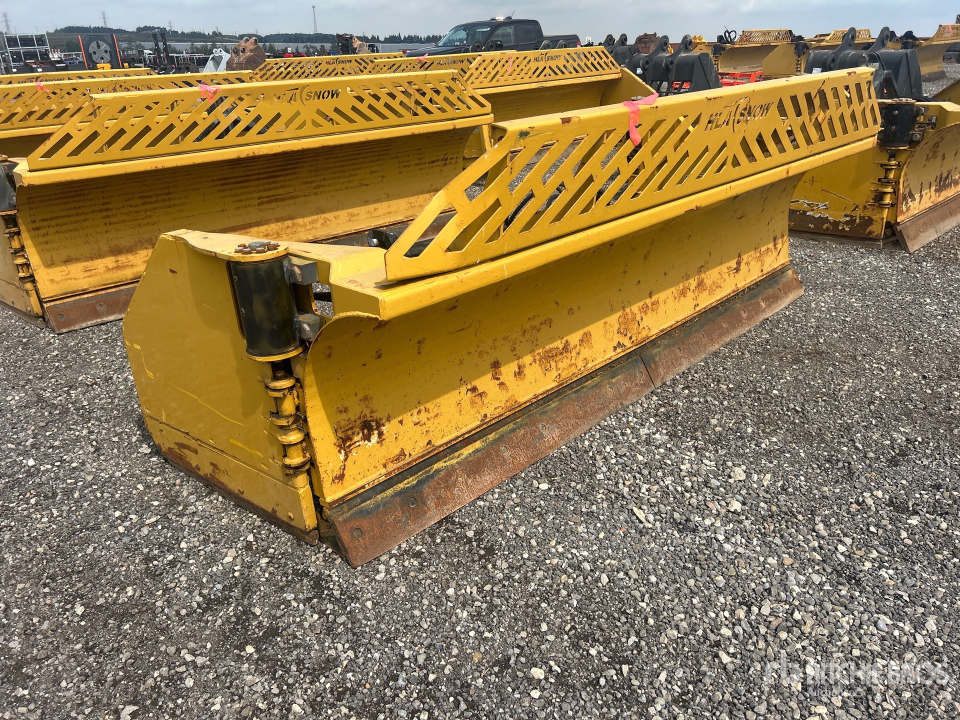 2016 Hla Snow 4200 SERIES