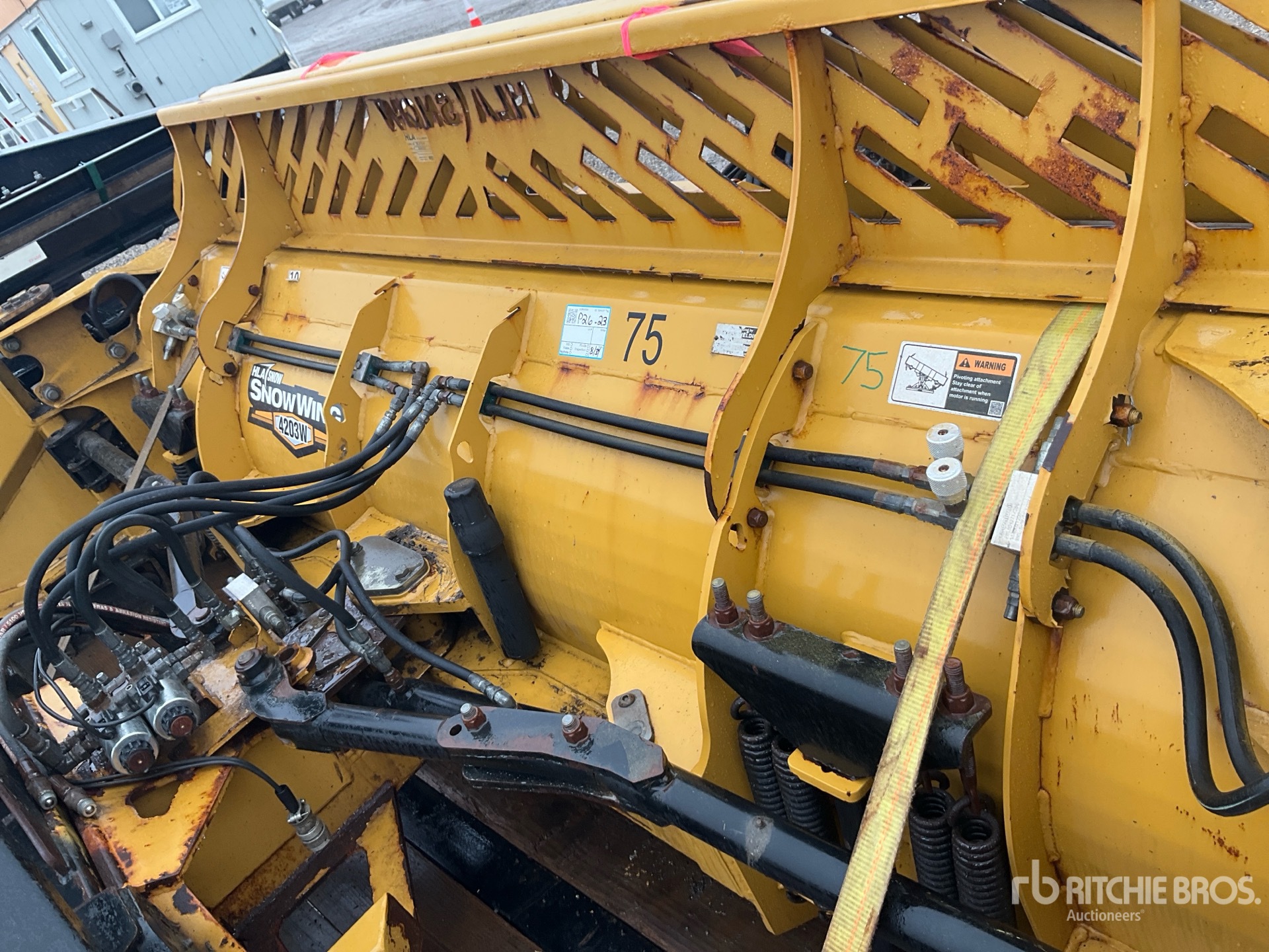 2019 Hla Snow 4200