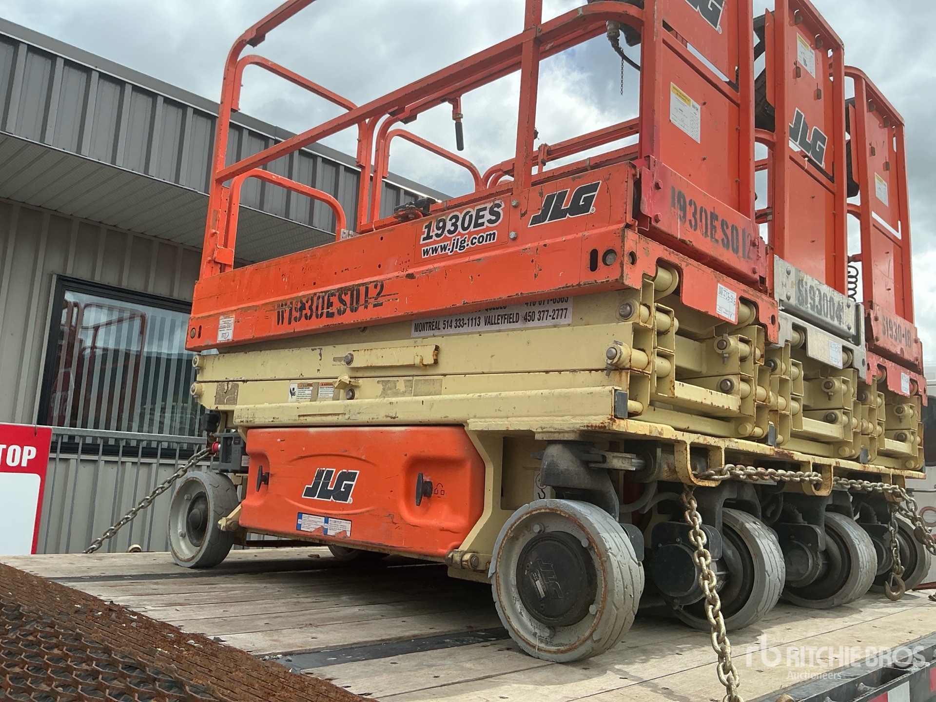 2016 JLG 1930 ES