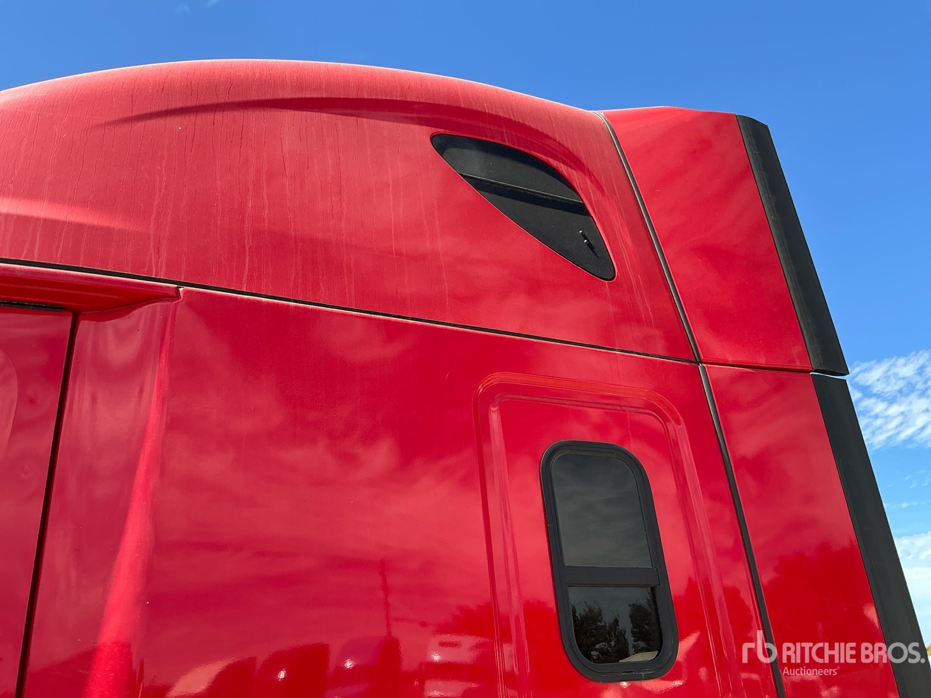 2022 Freightliner CASCADIA 126