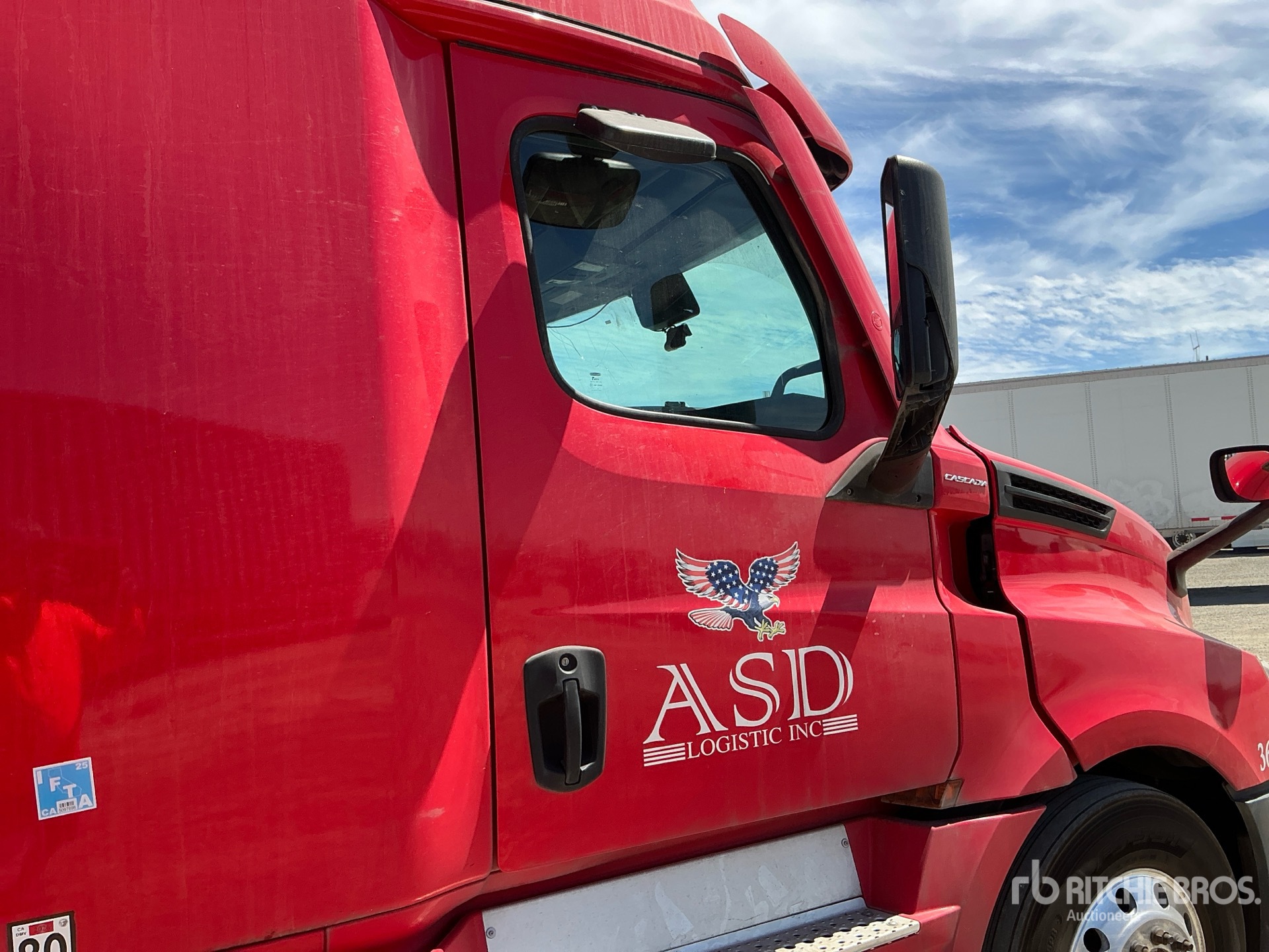 2022 Freightliner CASCADIA 126
