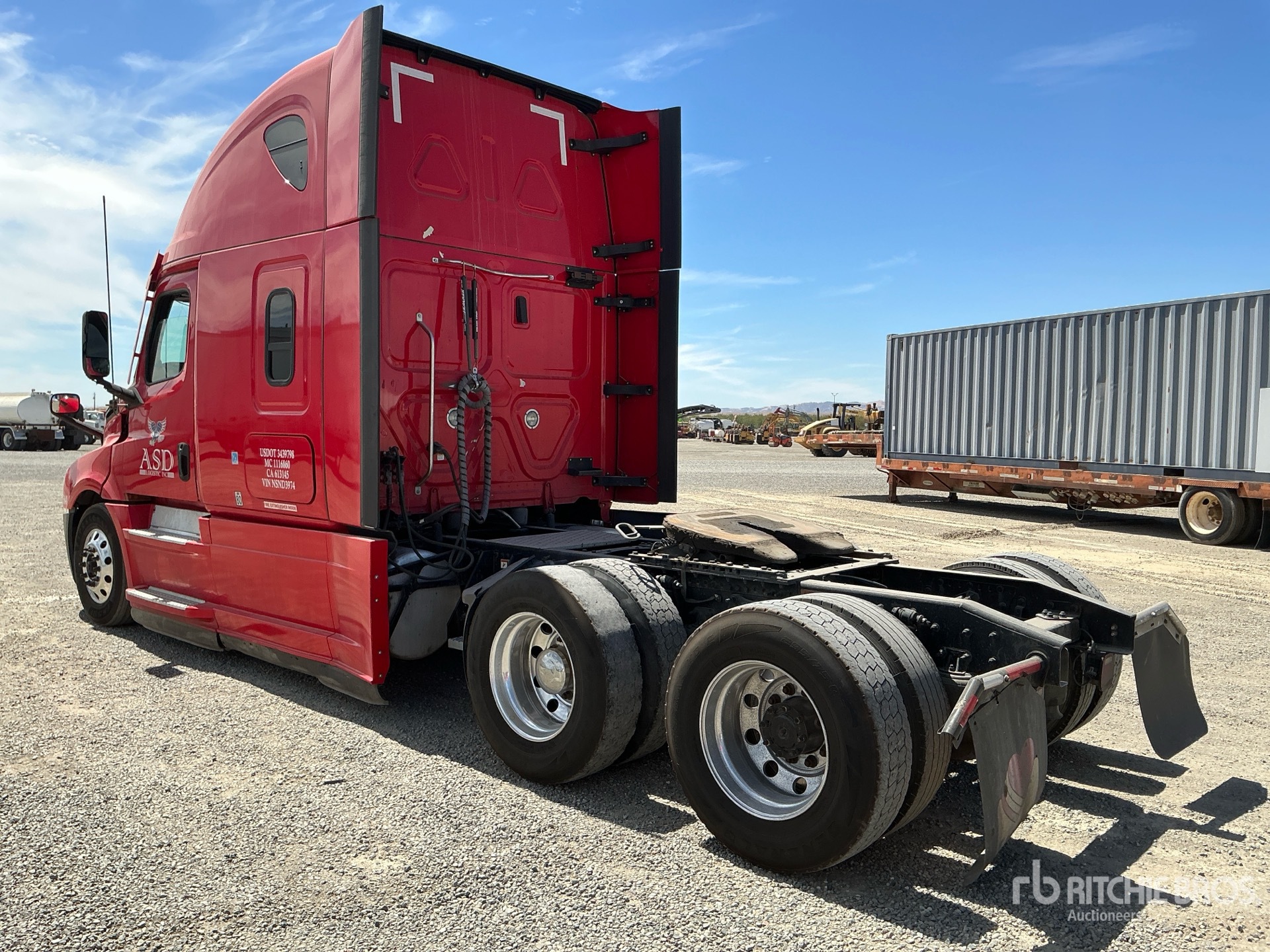 2022 Freightliner CASCADIA 126
