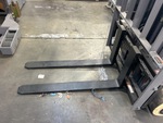 Chassis Lift with Forks