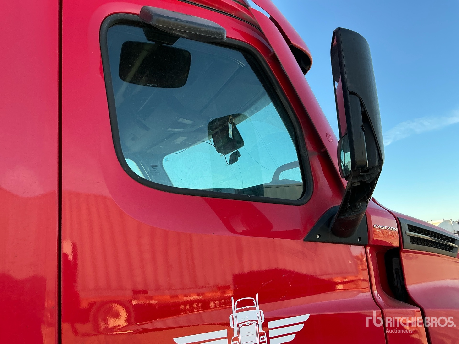 2022 Freightliner CASCADIA 126