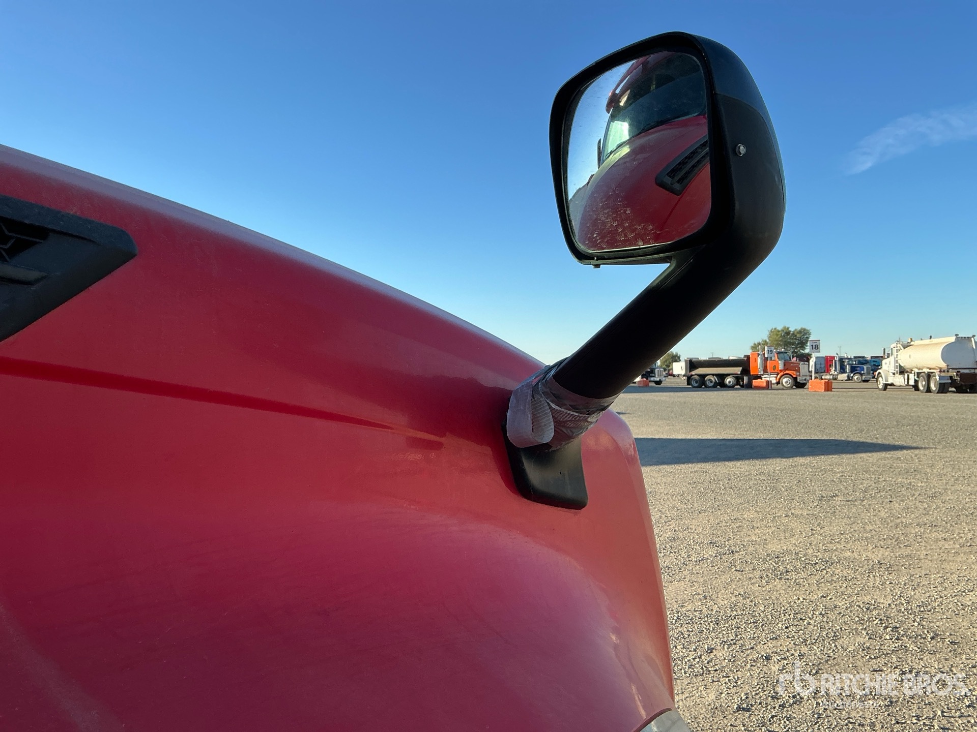 2022 Freightliner CASCADIA 126