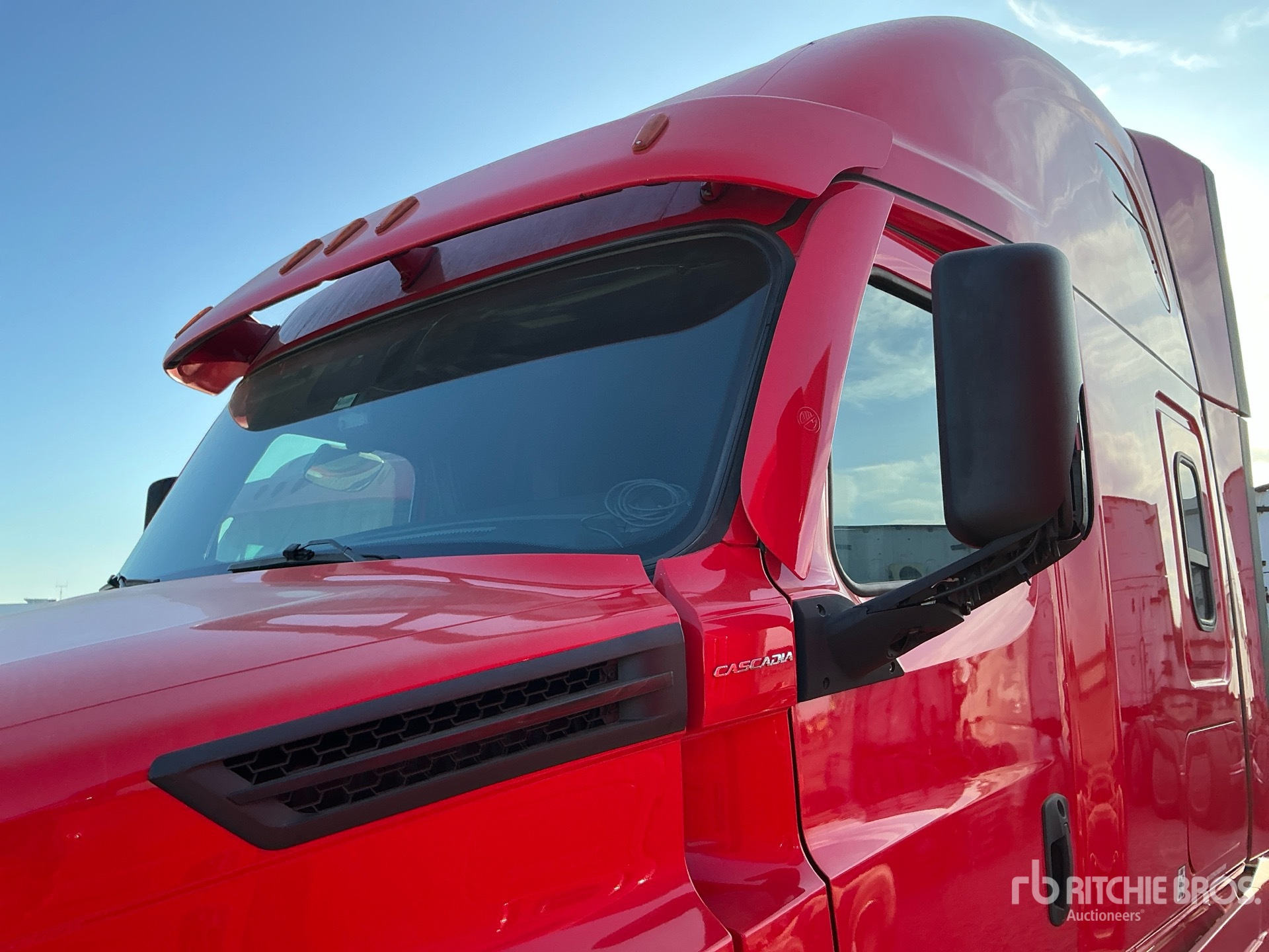 2022 Freightliner CASCADIA 126