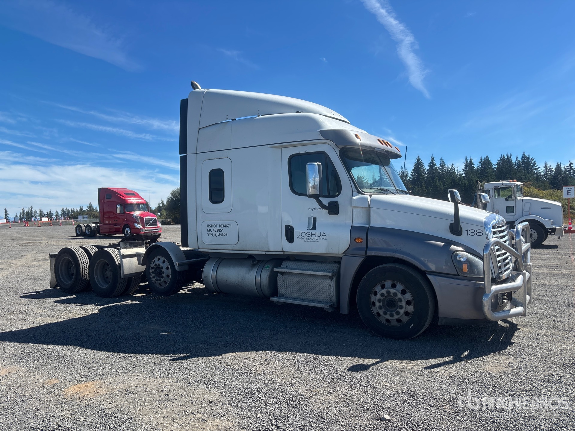 2018 Freightliner CASCADIA 125