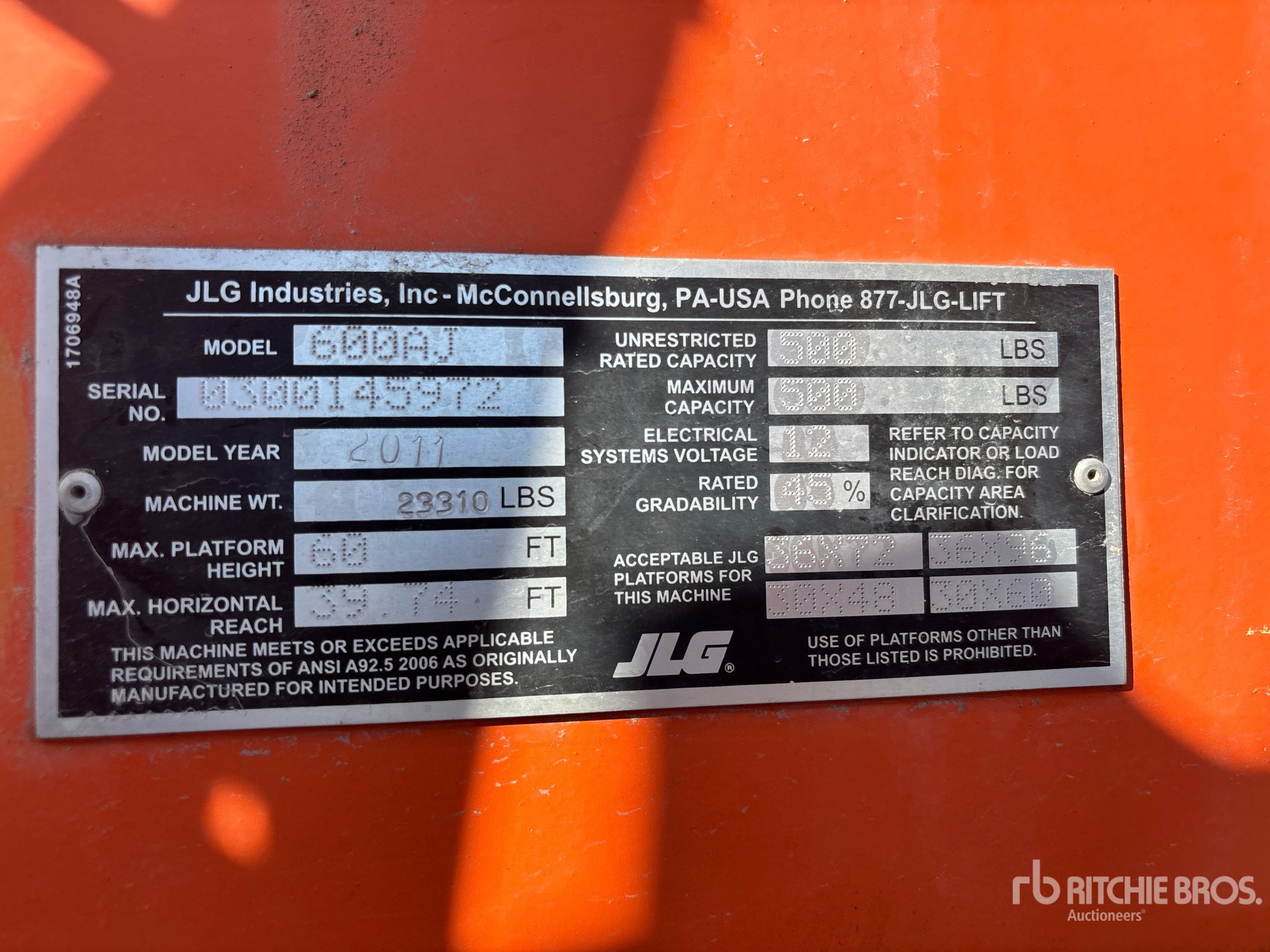 2011 JLG 600AJ