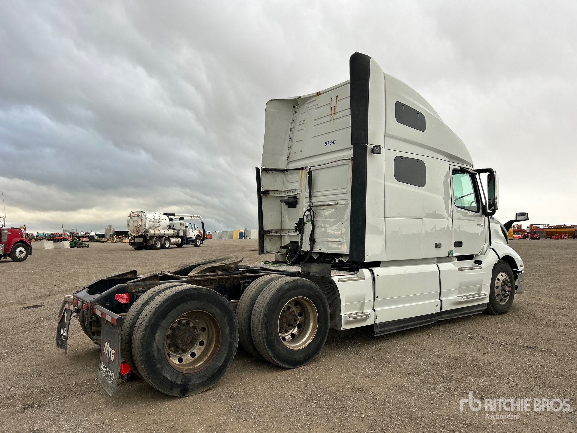 2020 Volvo VNL760