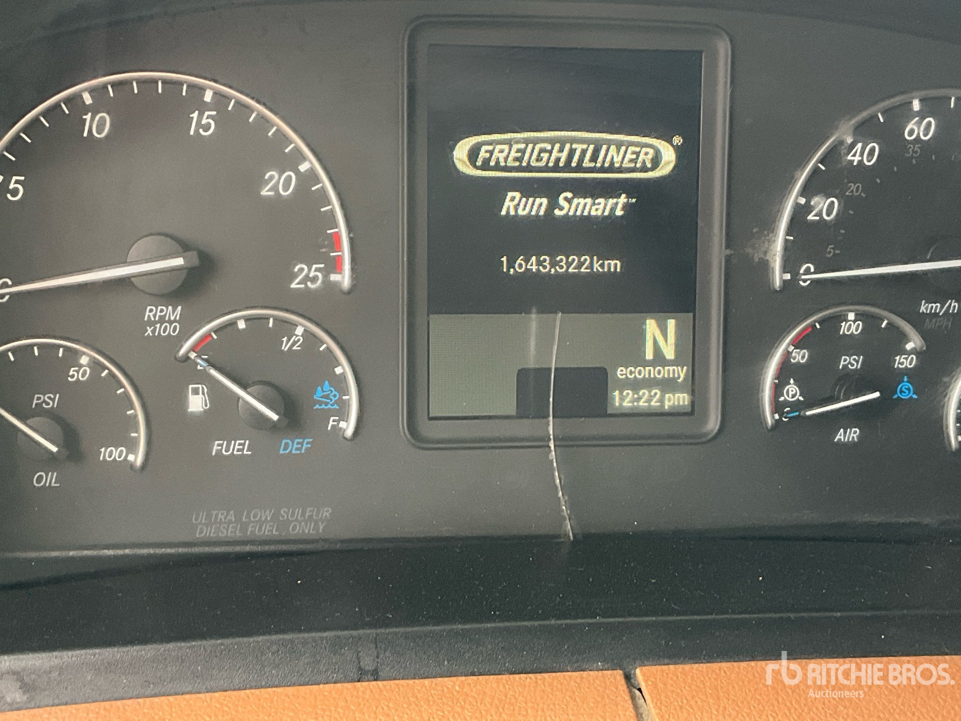 2020 Freightliner CASCADIA 126