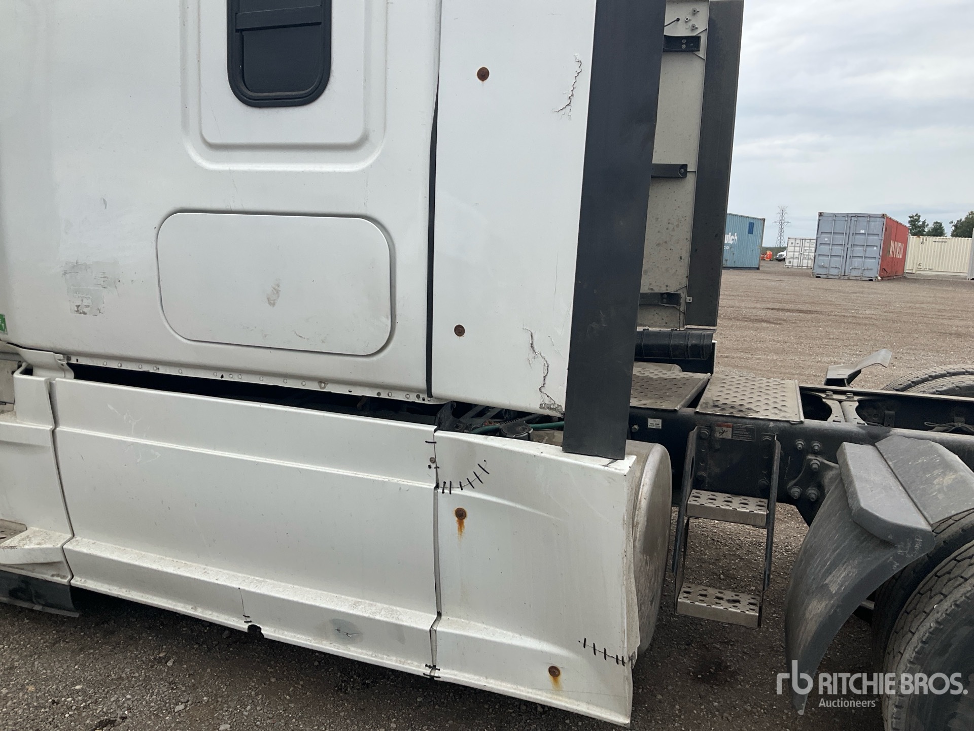 2020 Freightliner CASCADIA 126