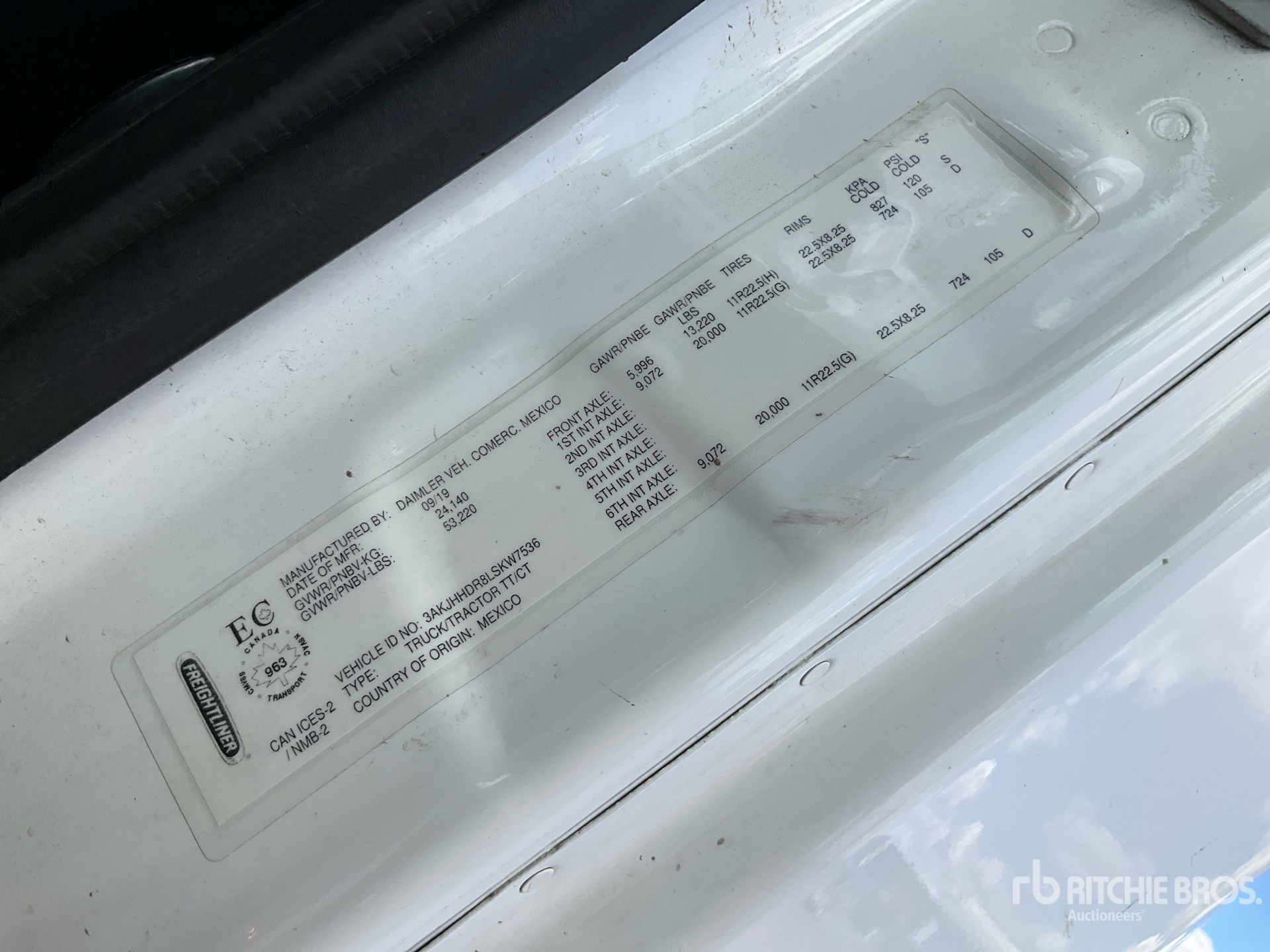 Photo of 2020 Freightliner CASCADIA 126
